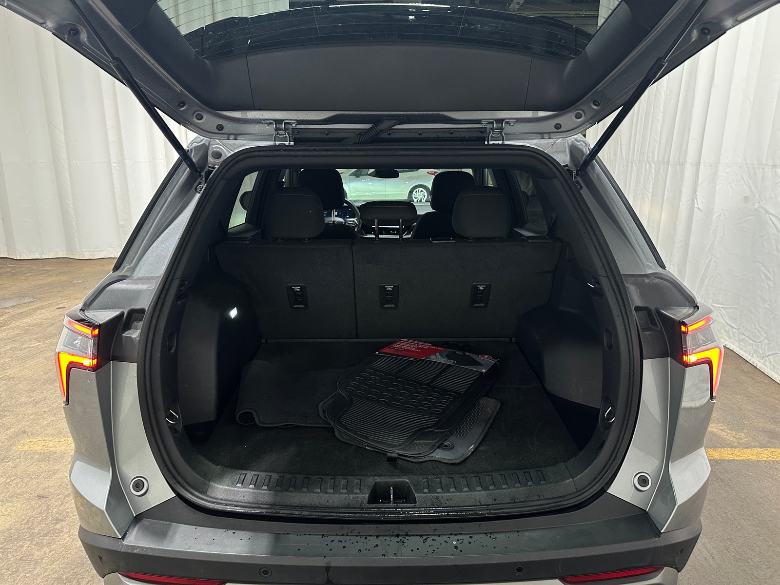 Thumbnail: 2025 Chevrolet Equinox - 7