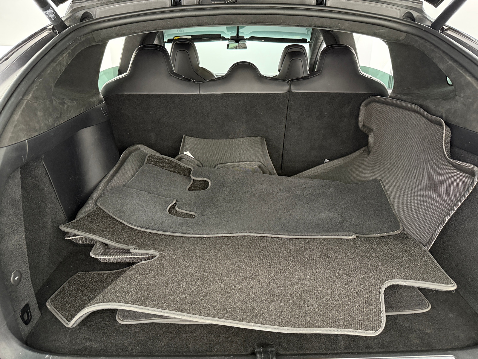 Thumbnail: 2017 Tesla Model X - 7