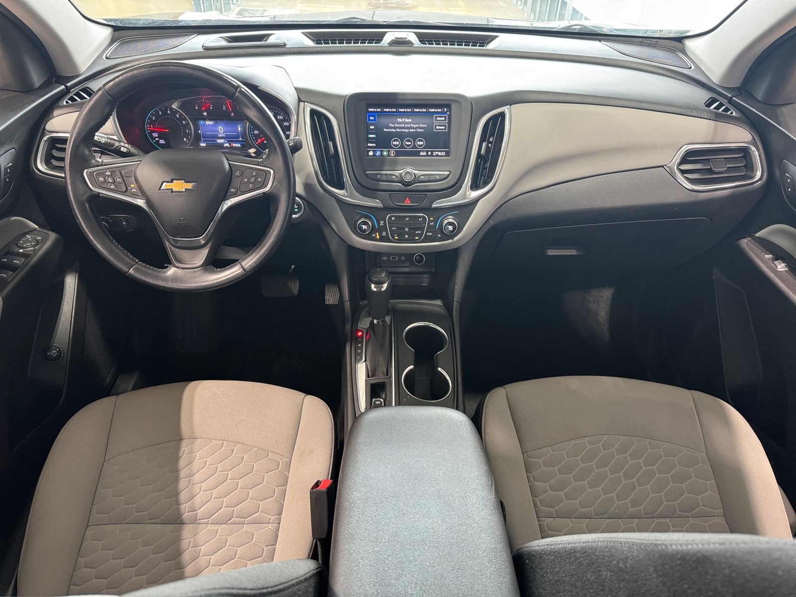 Thumbnail: 2021 Chevrolet Equinox - 3