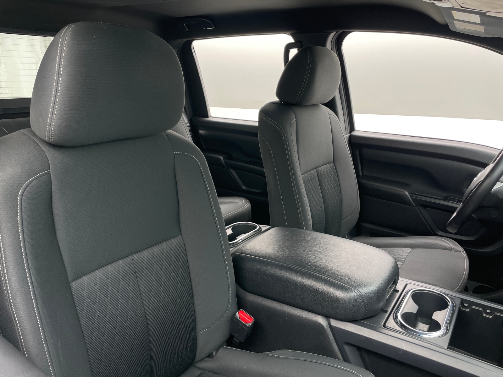 Thumbnail: 2018 Nissan Titan - 2