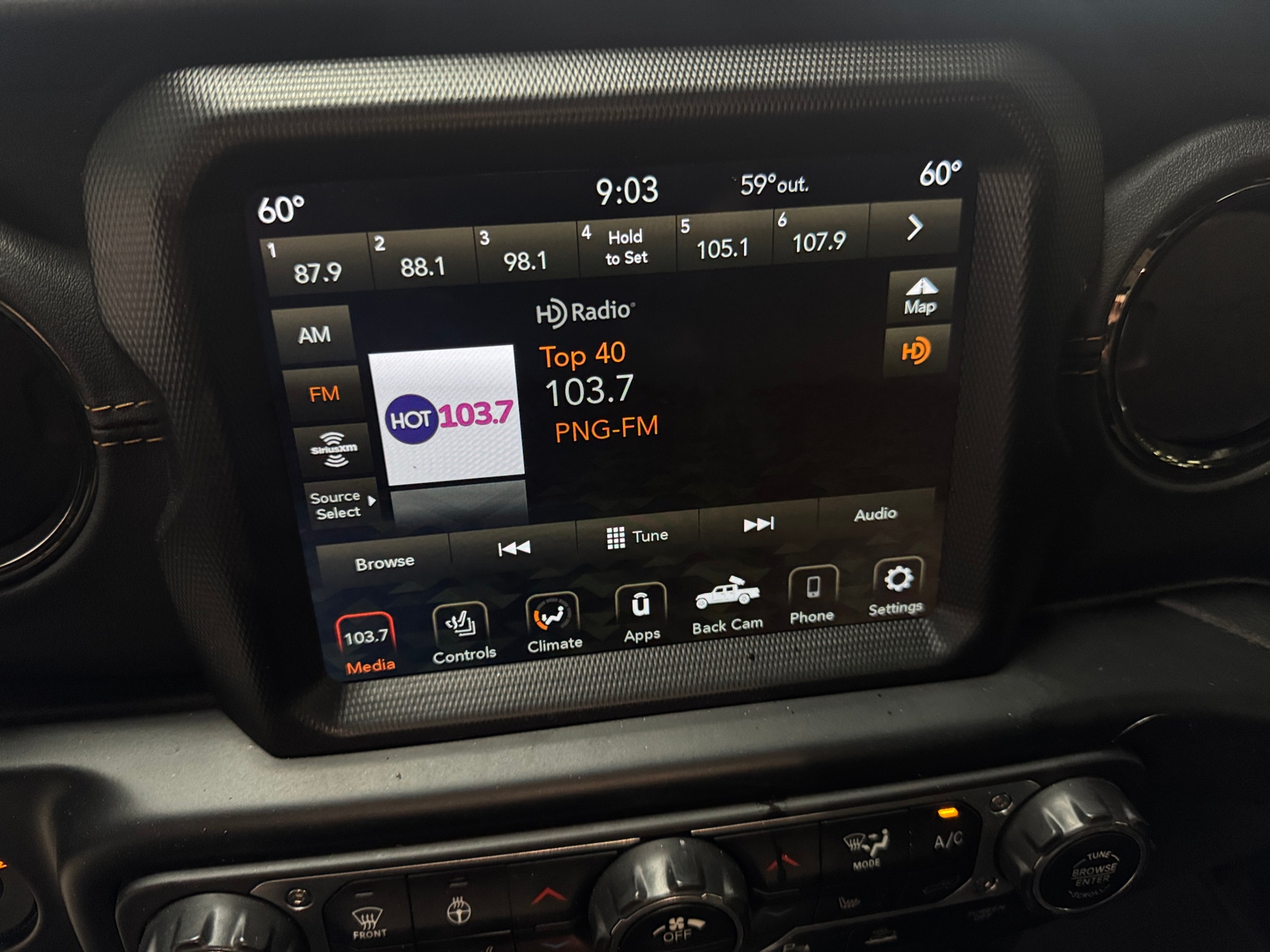 Thumbnail: 2022 Jeep Gladiator - 3