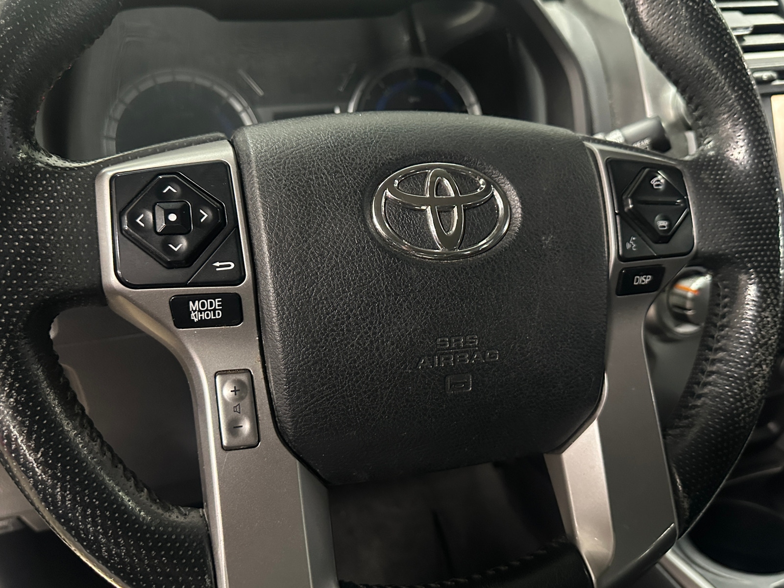 Thumbnail: 2015 Toyota 4Runner - 5