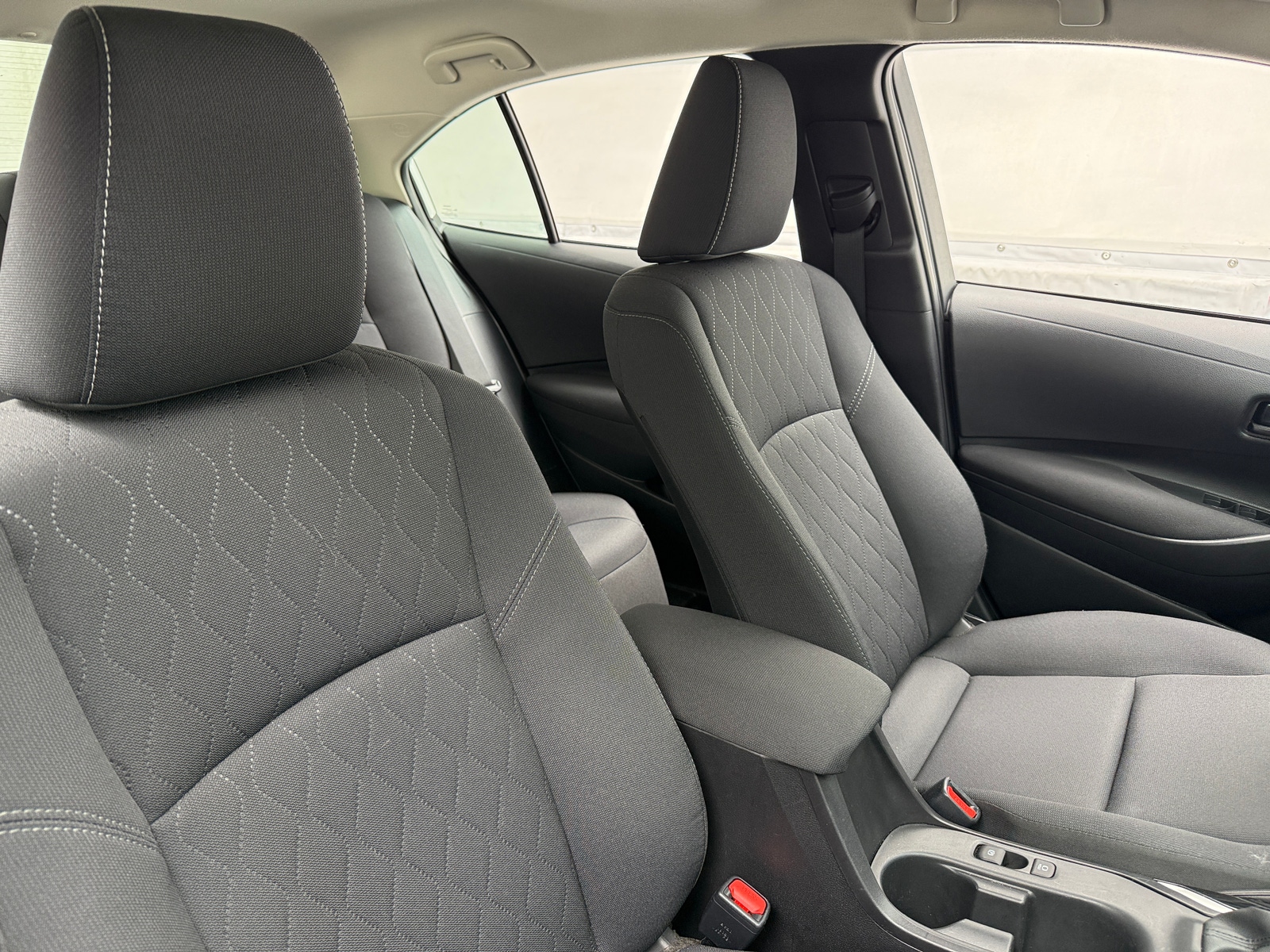 Thumbnail: 2025 Toyota Corolla - 2