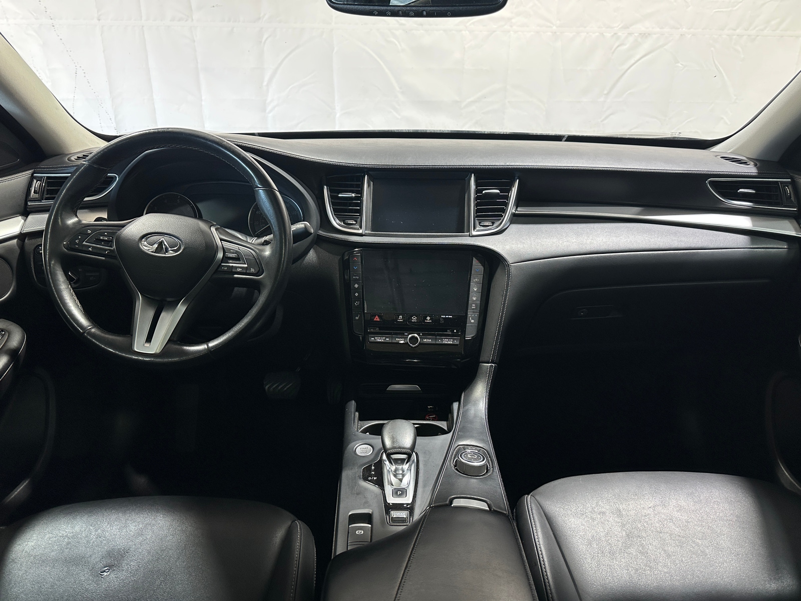 Thumbnail: 2019 INFINITI QX50 - 2