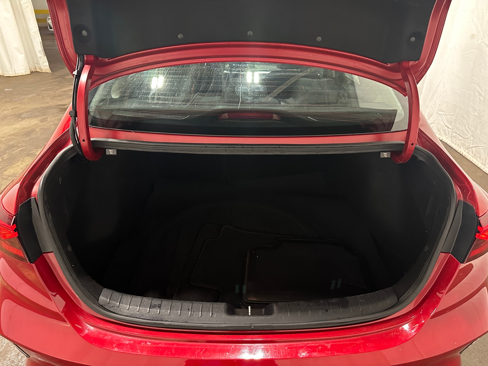 Thumbnail: 2022 Kia Forte - 7