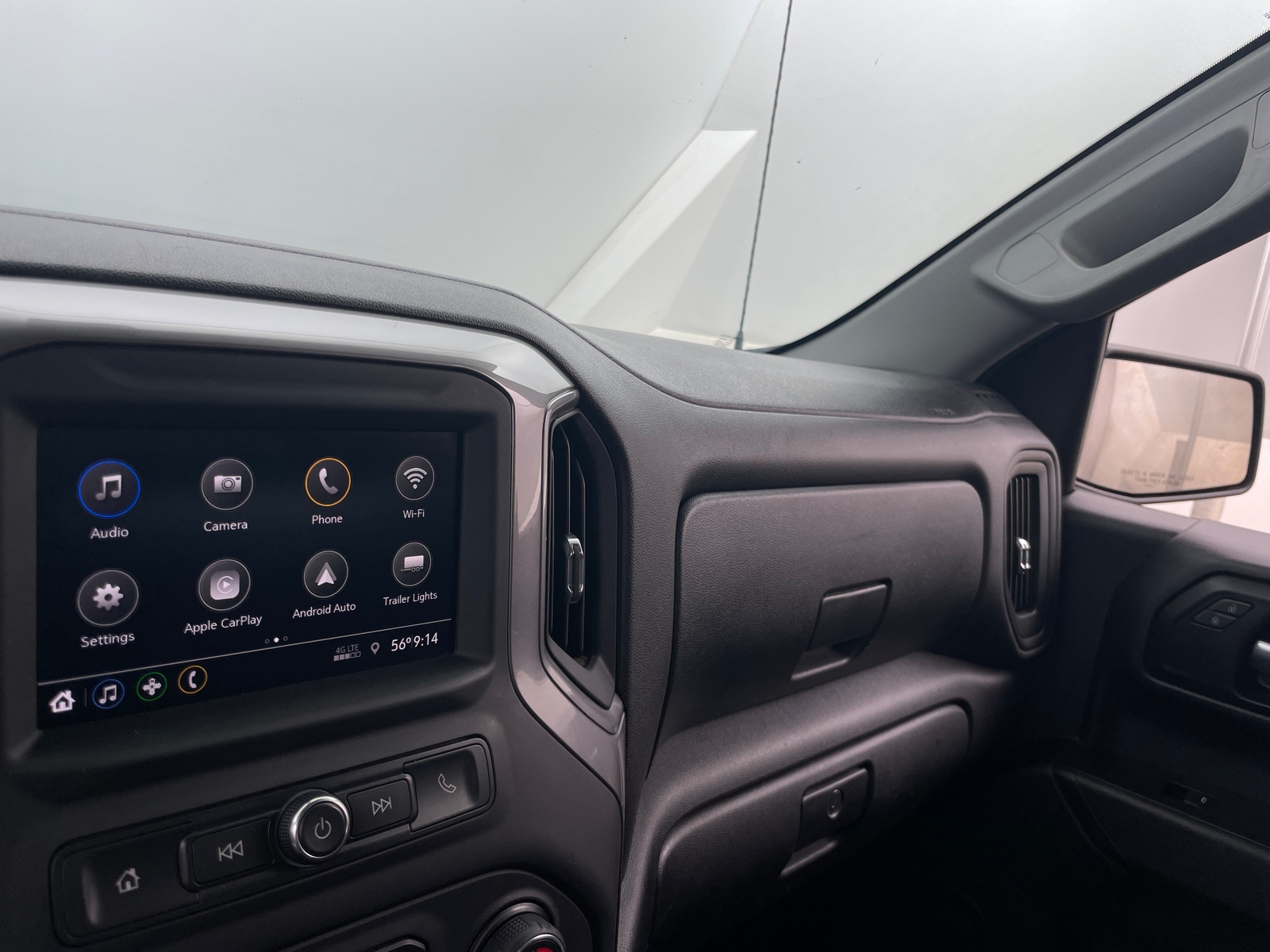 Thumbnail: 2020 Chevrolet Silverado 1500 - 4