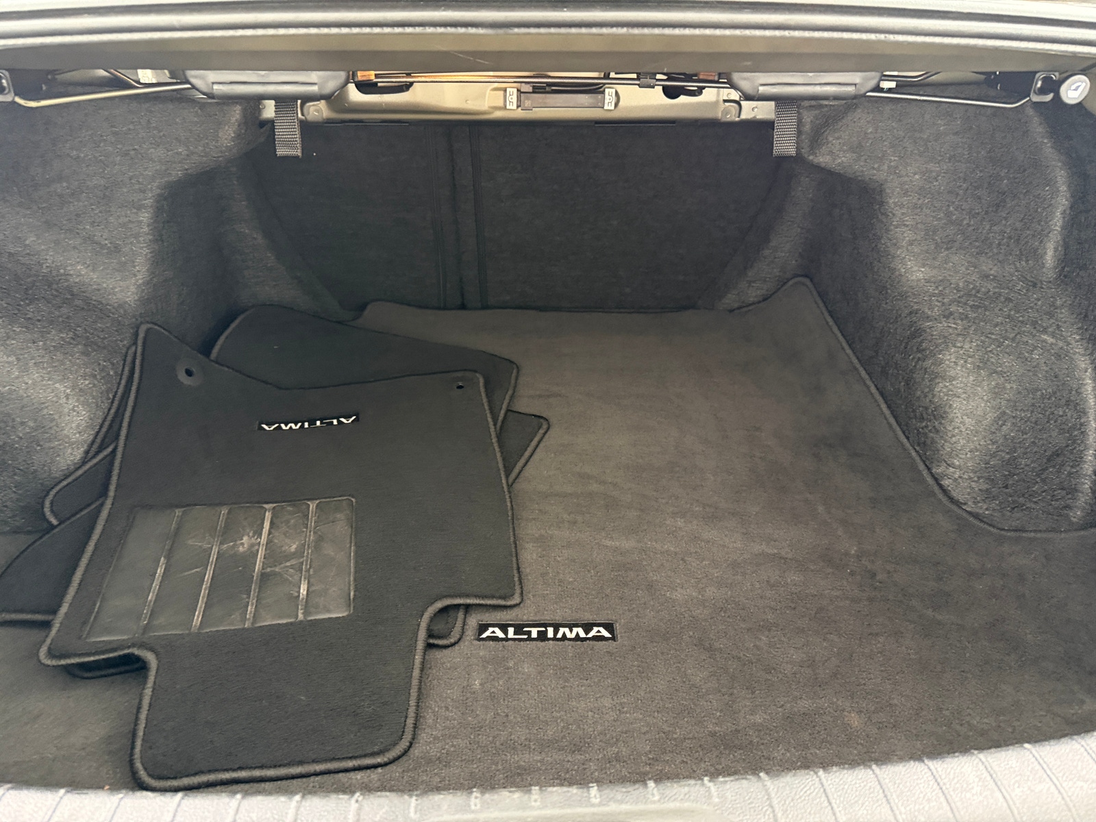 Thumbnail: 2025 Nissan Altima - 7