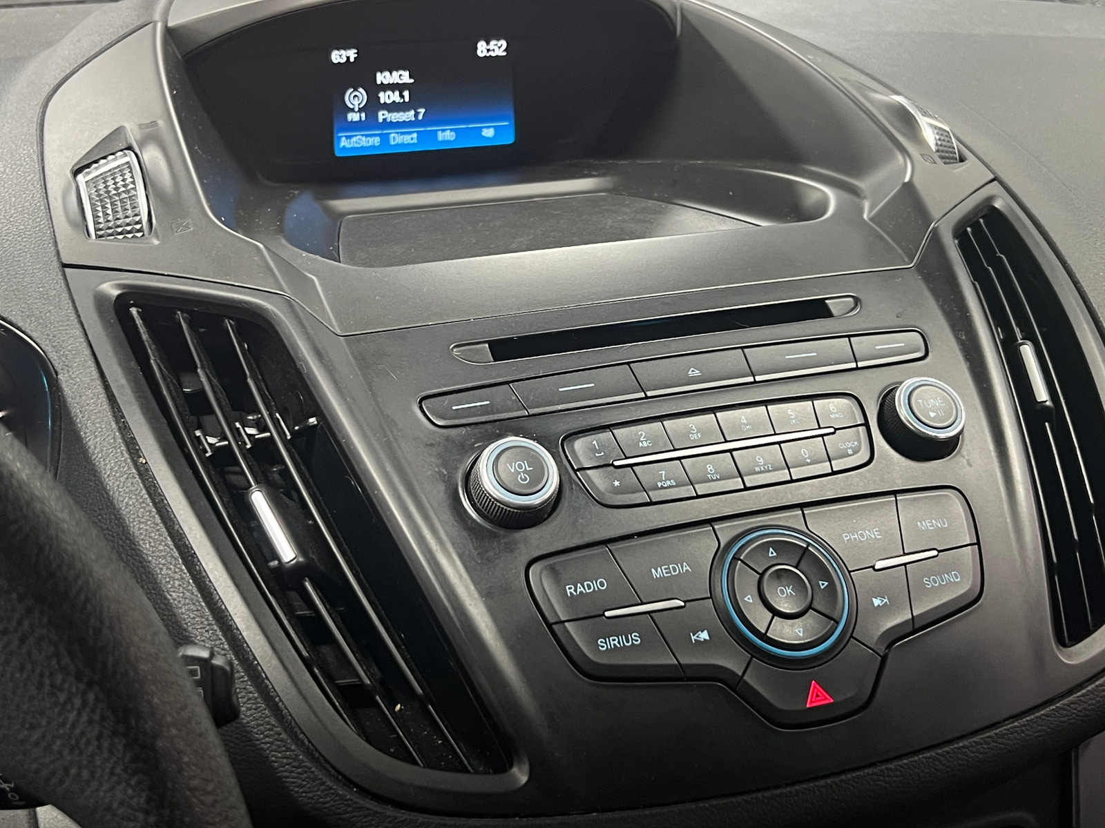 Thumbnail: 2018 Ford Escape - 4