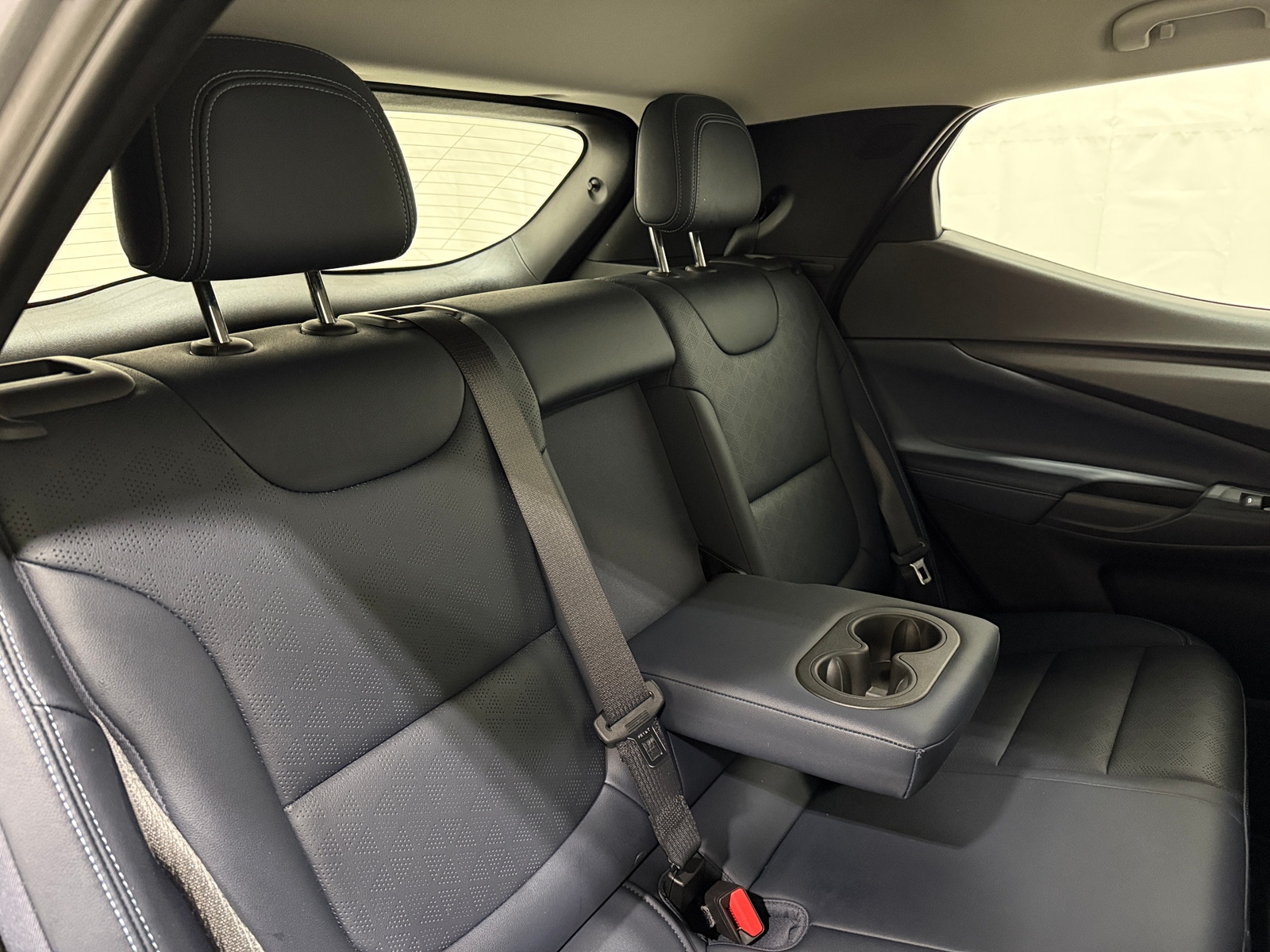 Thumbnail: 2023 Chevrolet Bolt EUV - 6