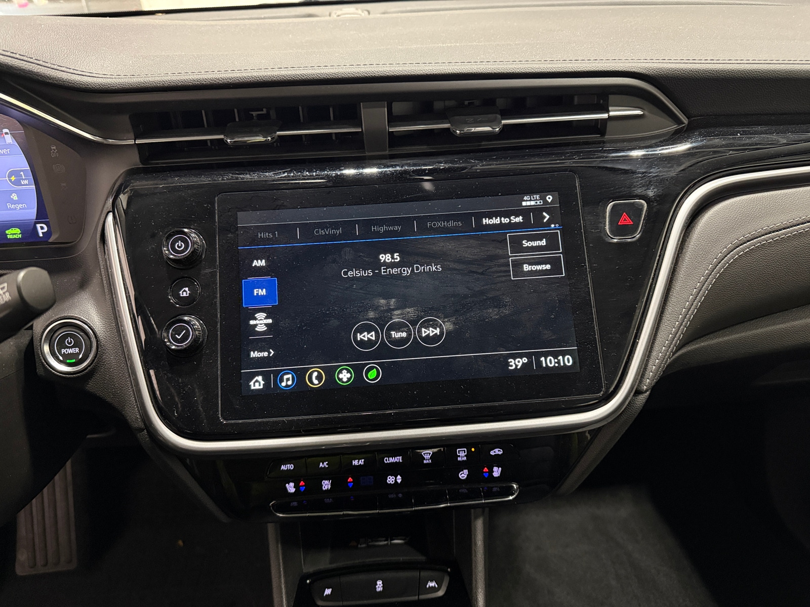 Thumbnail: 2023 Chevrolet Bolt EUV - 4