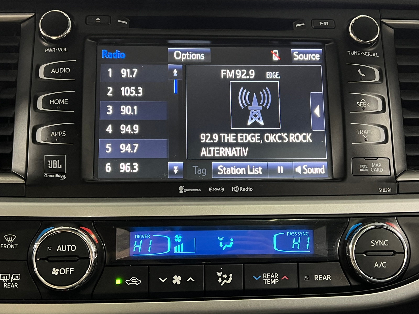 Thumbnail: 2019 Toyota Highlander - 3