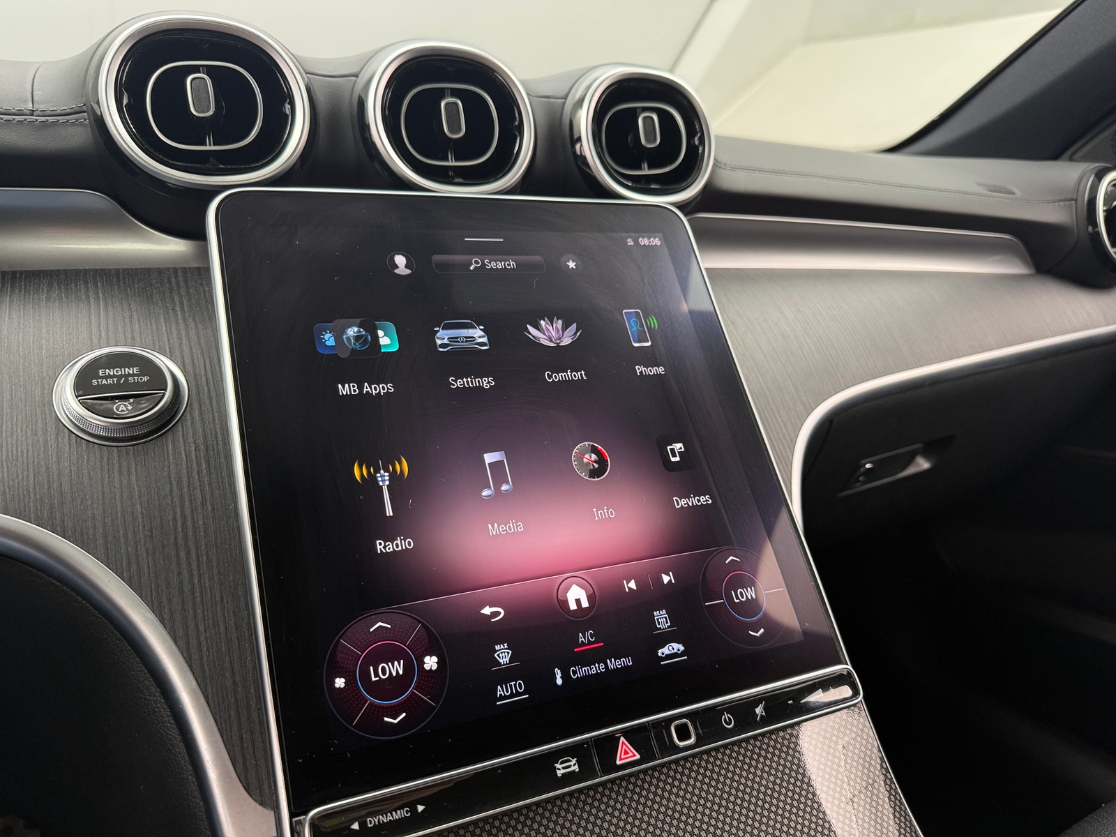 Thumbnail: 2023 Mercedes-Benz C-Class - 3