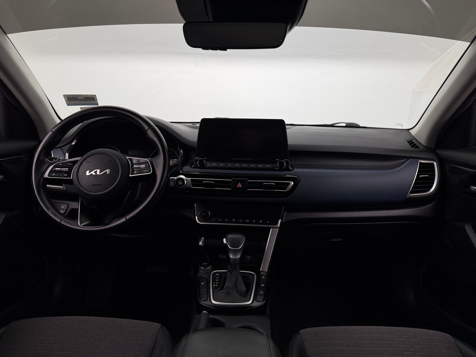 Thumbnail: 2022 Kia Seltos - 3