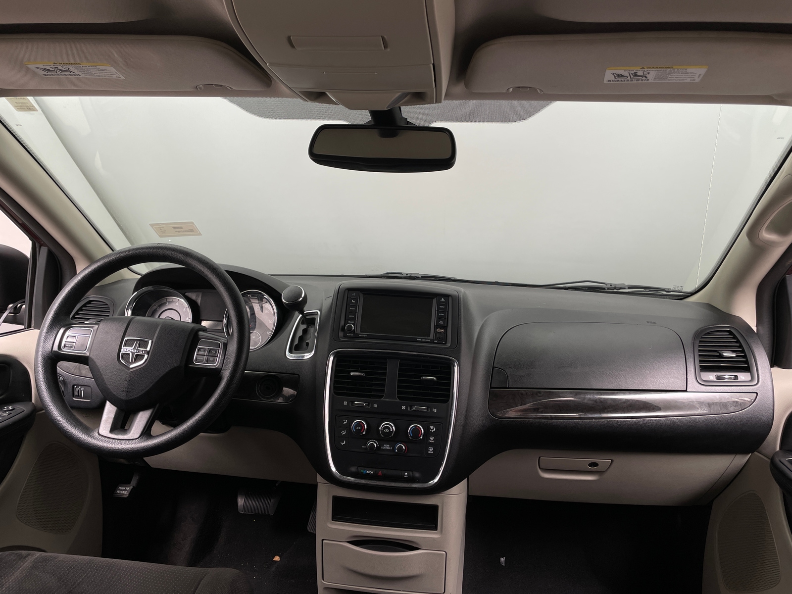 Thumbnail: 2019 Dodge Grand Caravan - 3