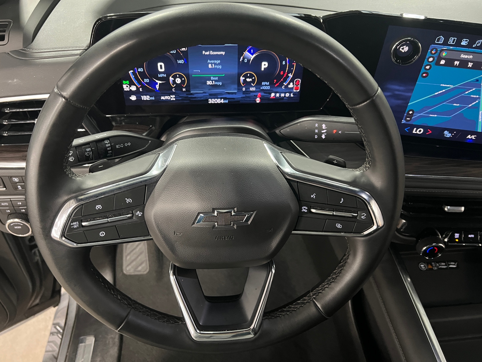 Thumbnail: 2025 Chevrolet Suburban - 4