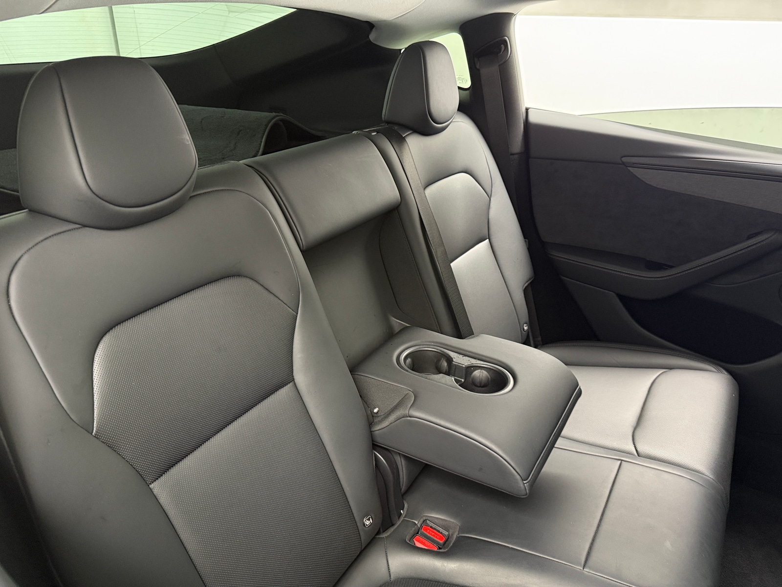 Thumbnail: 2026 Tesla Model Y - 4