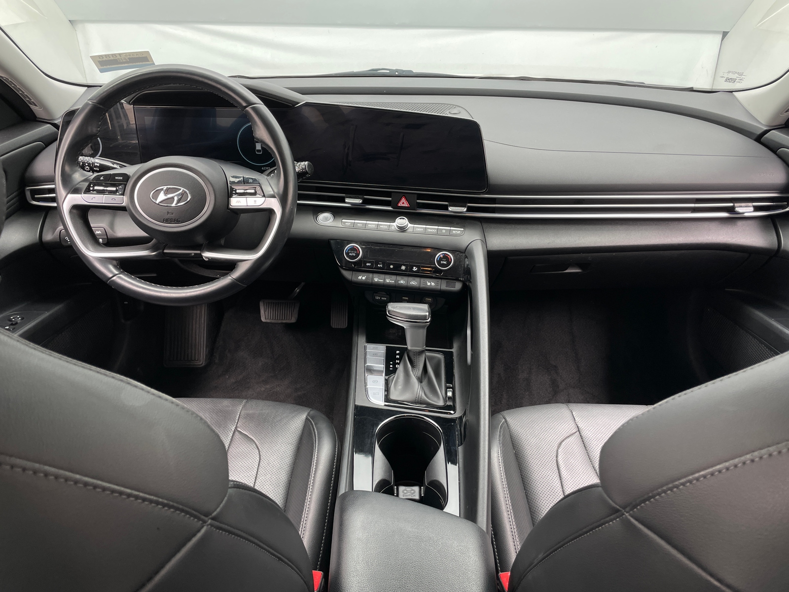 Thumbnail: 2023 Hyundai Elantra - 2