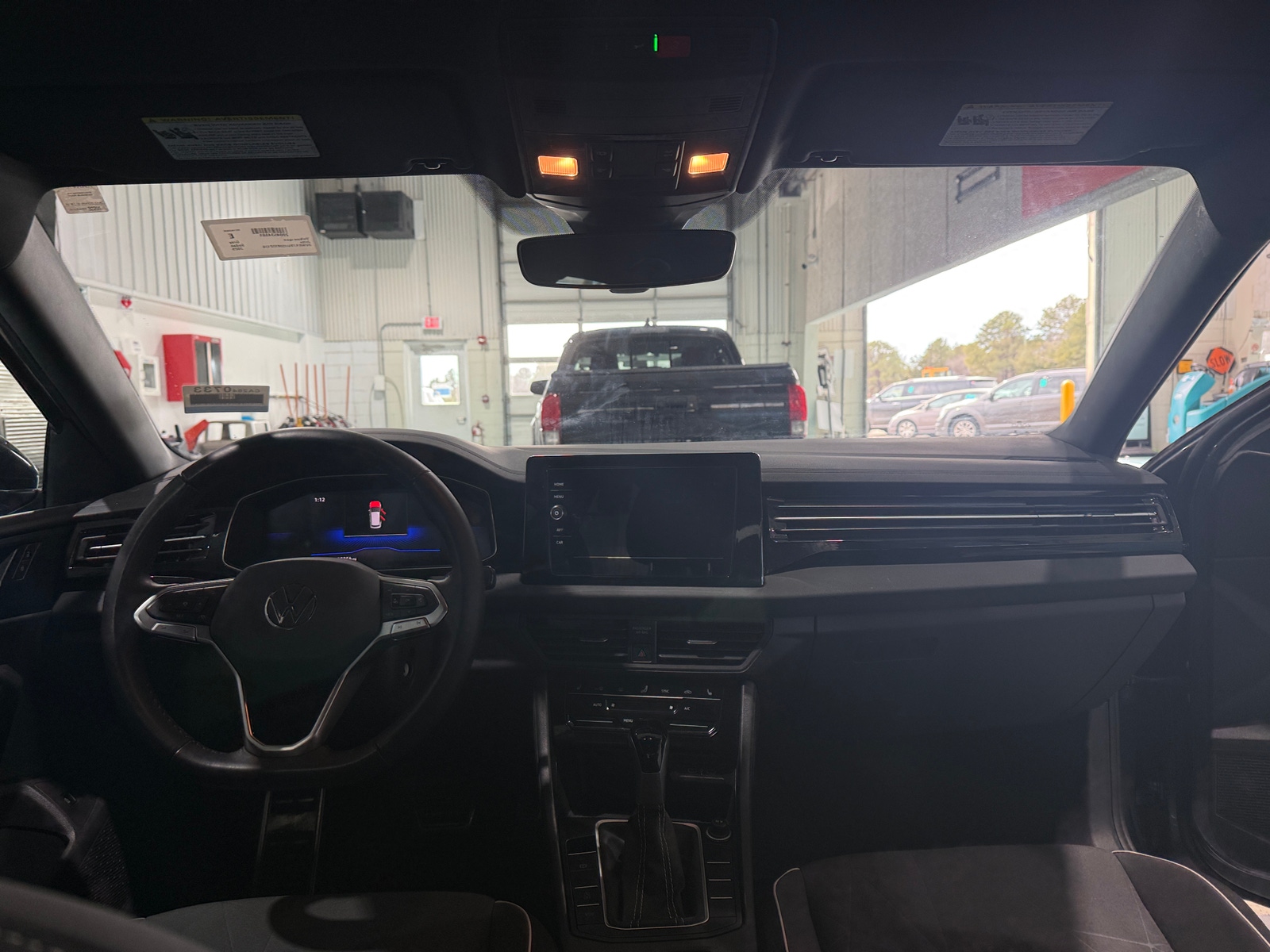 Thumbnail: 2025 Volkswagen Jetta - 3