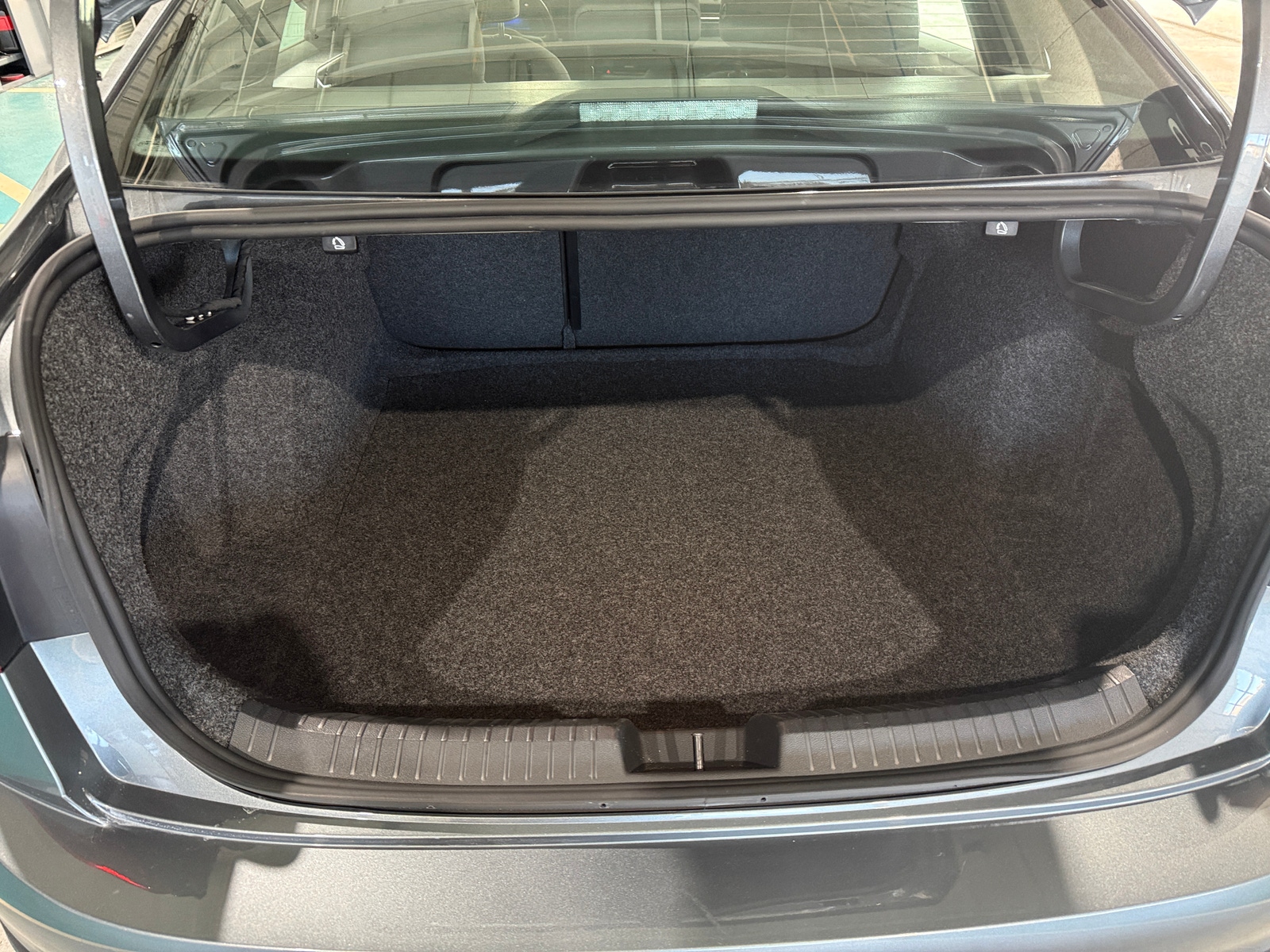 Thumbnail: 2025 Volkswagen Jetta - 7