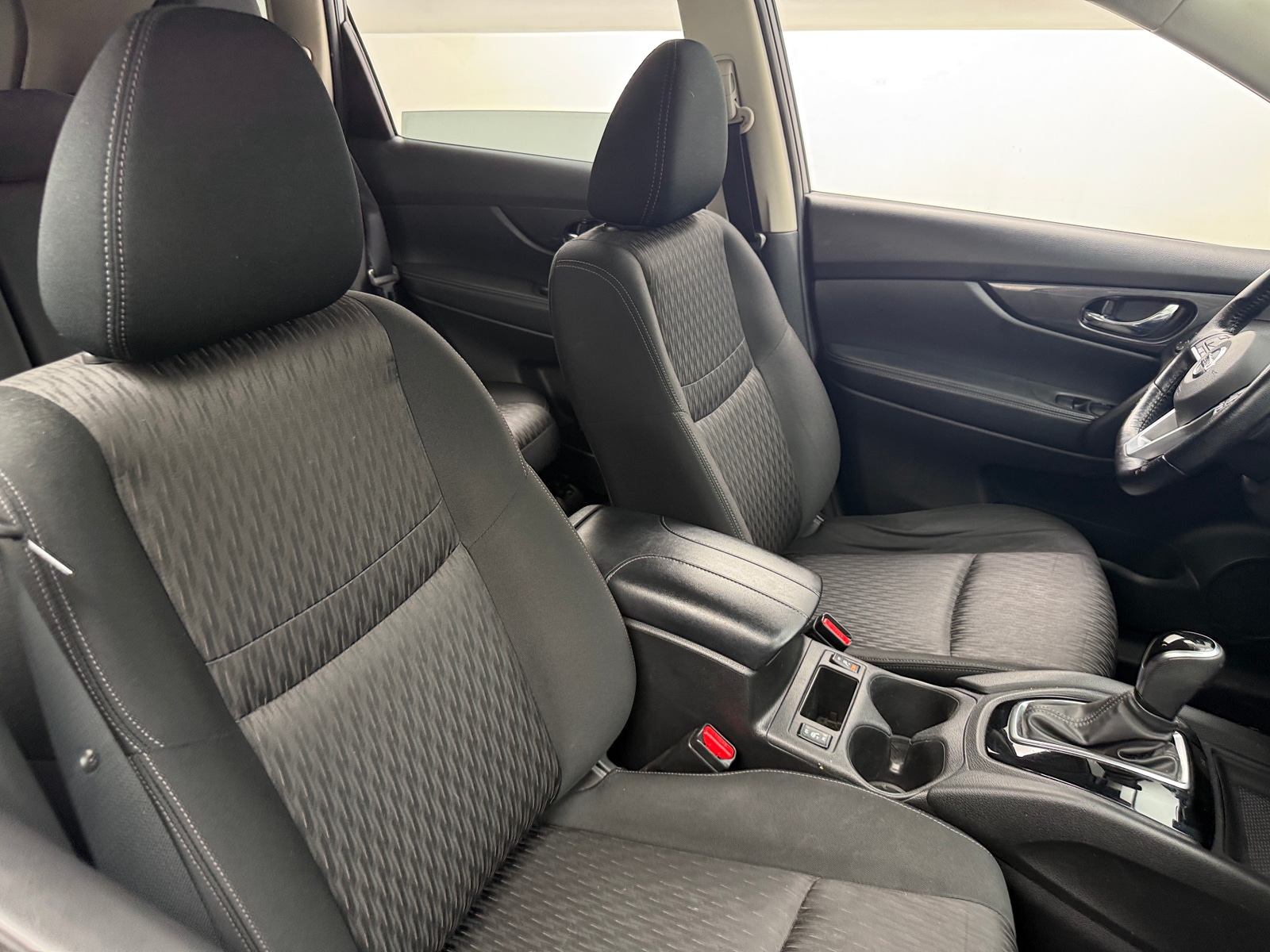 Thumbnail: 2020 Nissan Rogue - 2