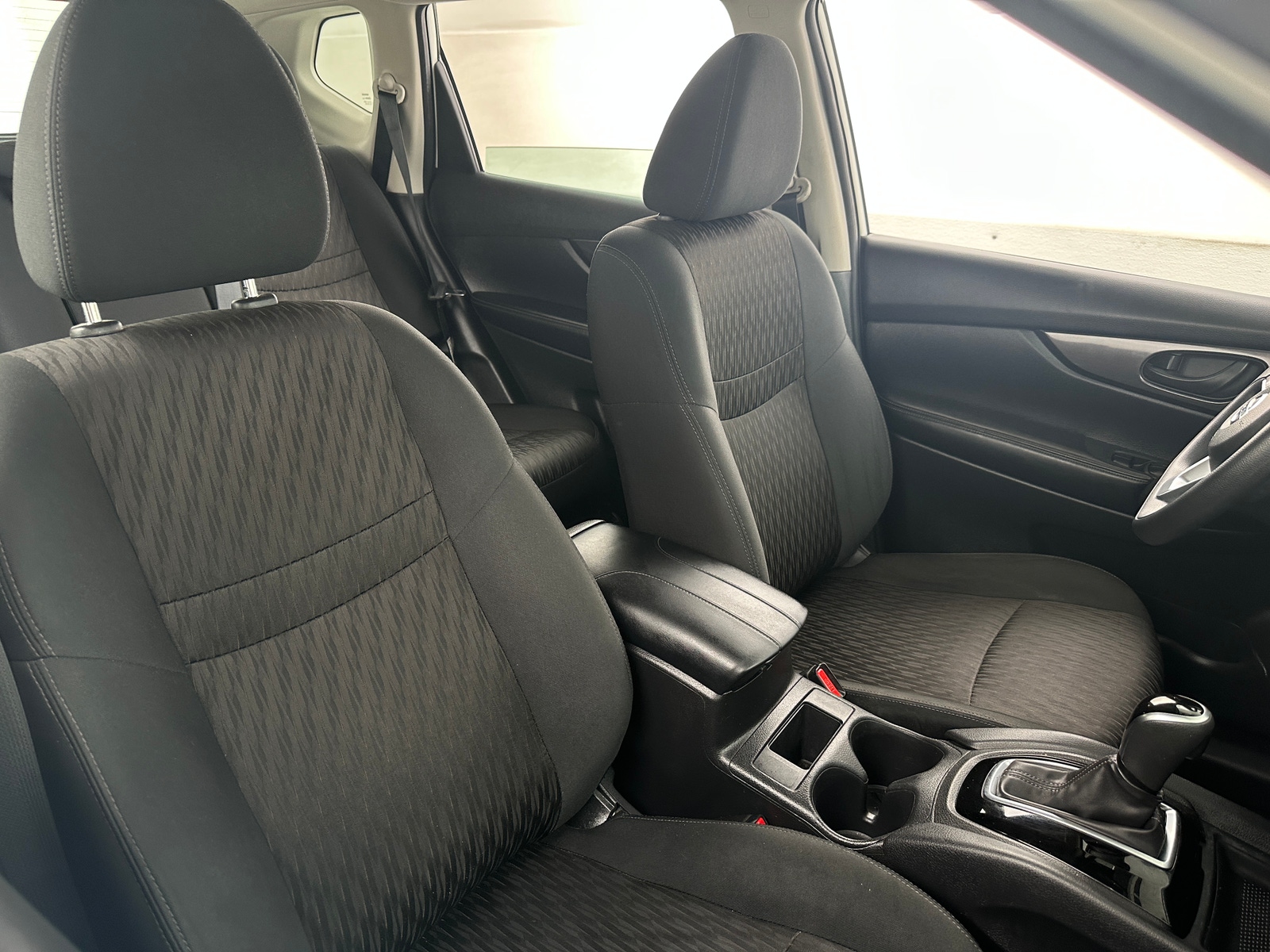 Thumbnail: 2019 Nissan Rogue - 2