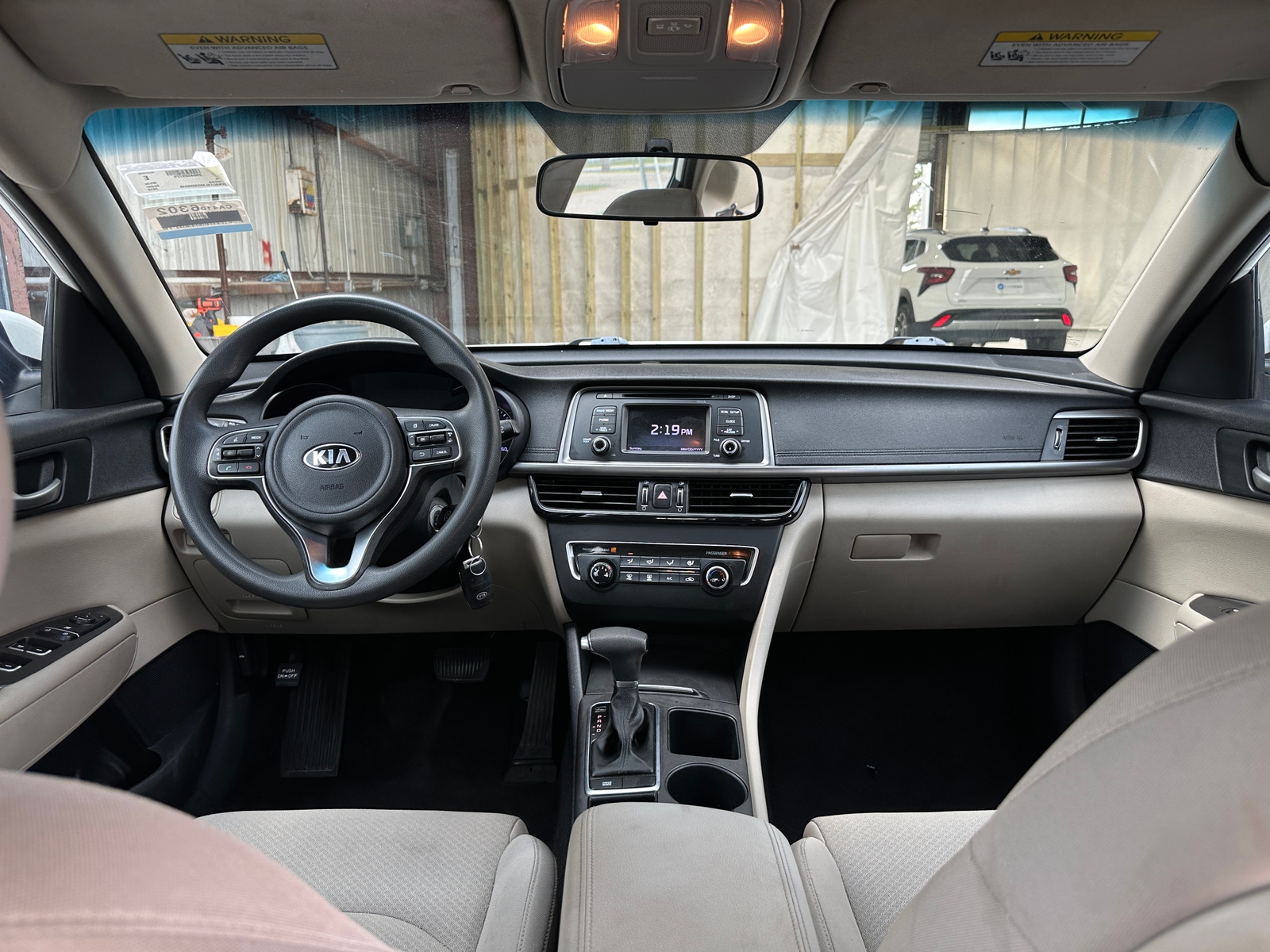 Thumbnail: 2016 Kia Optima - 3