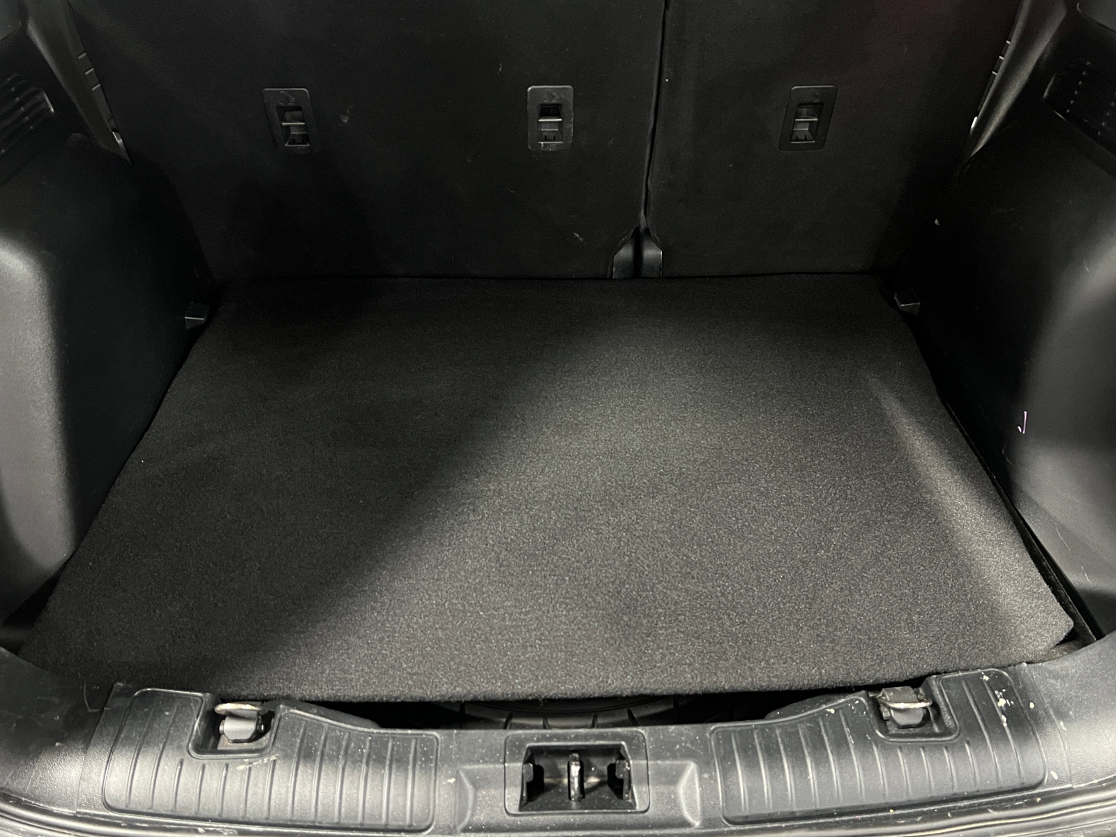 Thumbnail: 2021 Ford Escape - 6