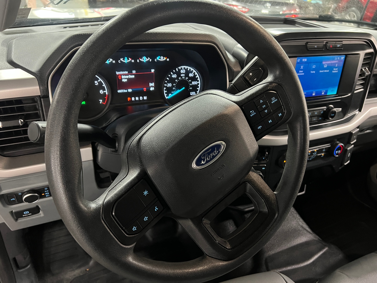 Thumbnail: 2022 Ford Econoline - 4