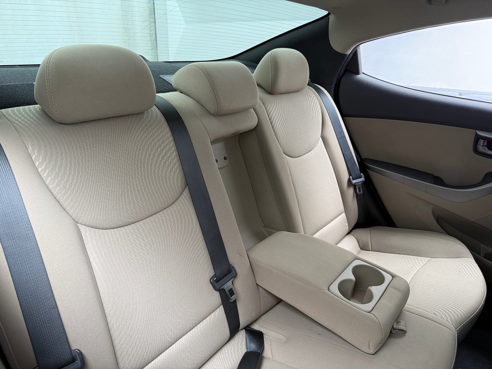 Thumbnail: 2015 Hyundai Elantra - 6