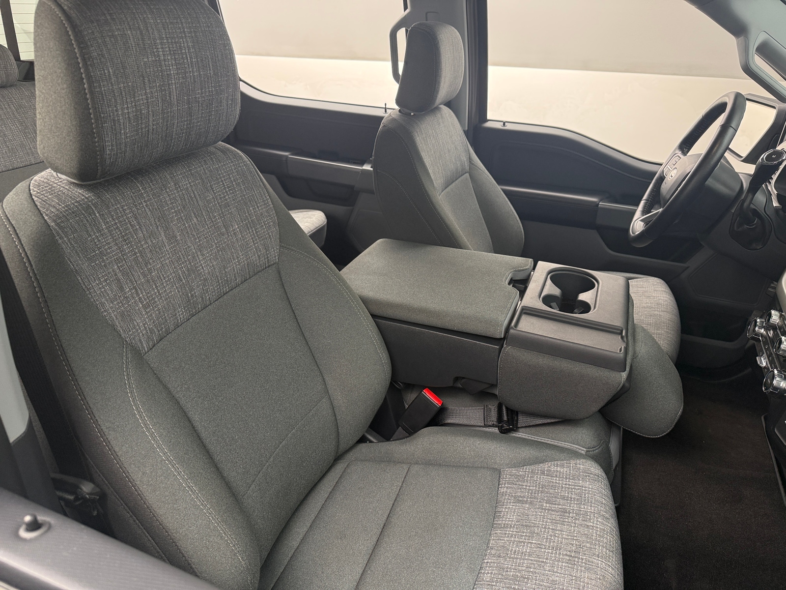 Thumbnail: 2022 Ford Econoline - 2