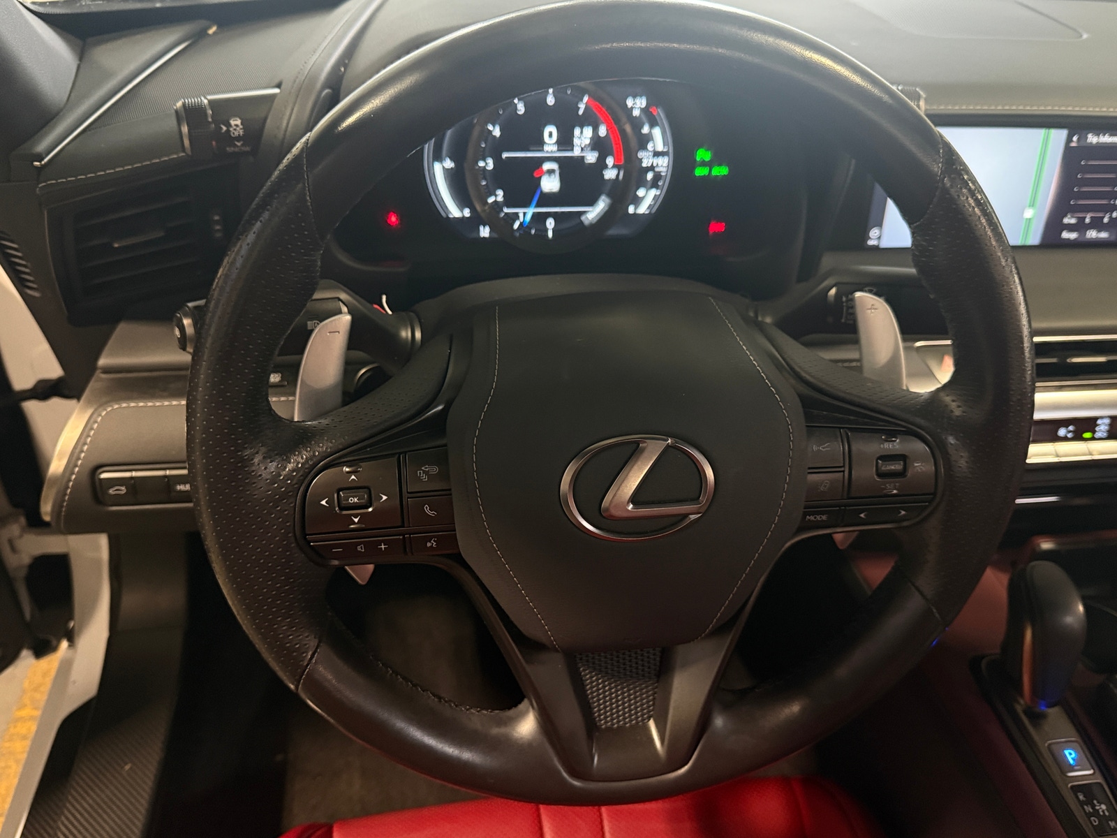 Thumbnail: 2021 Lexus LC - 4