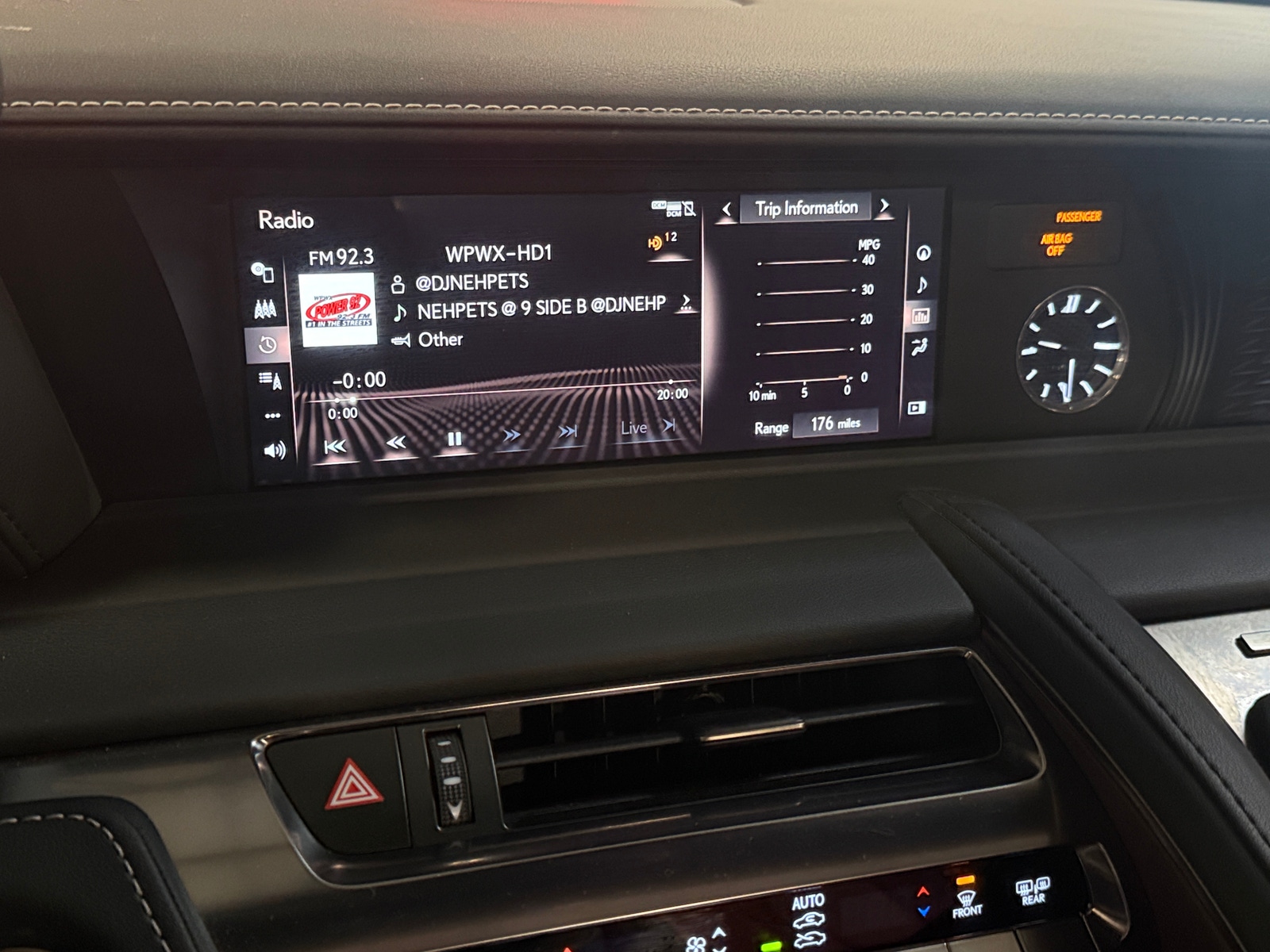 Thumbnail: 2021 Lexus LC - 3