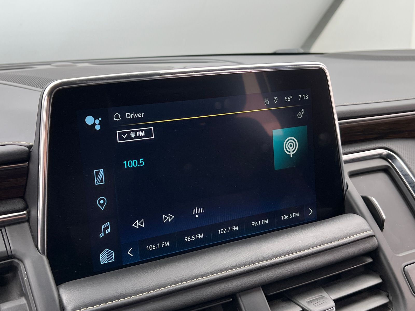 Thumbnail: 2023 Chevrolet Suburban - 3