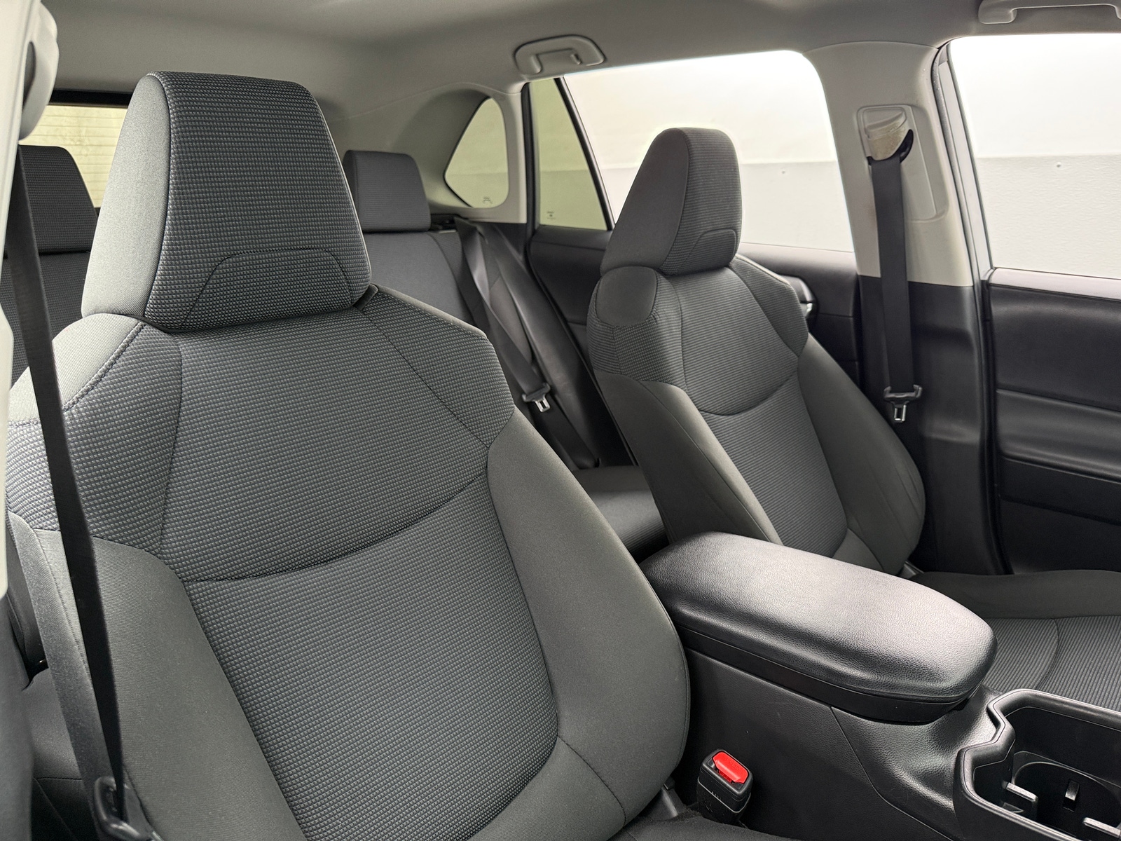 Thumbnail: 2022 Toyota RAV4 - 2