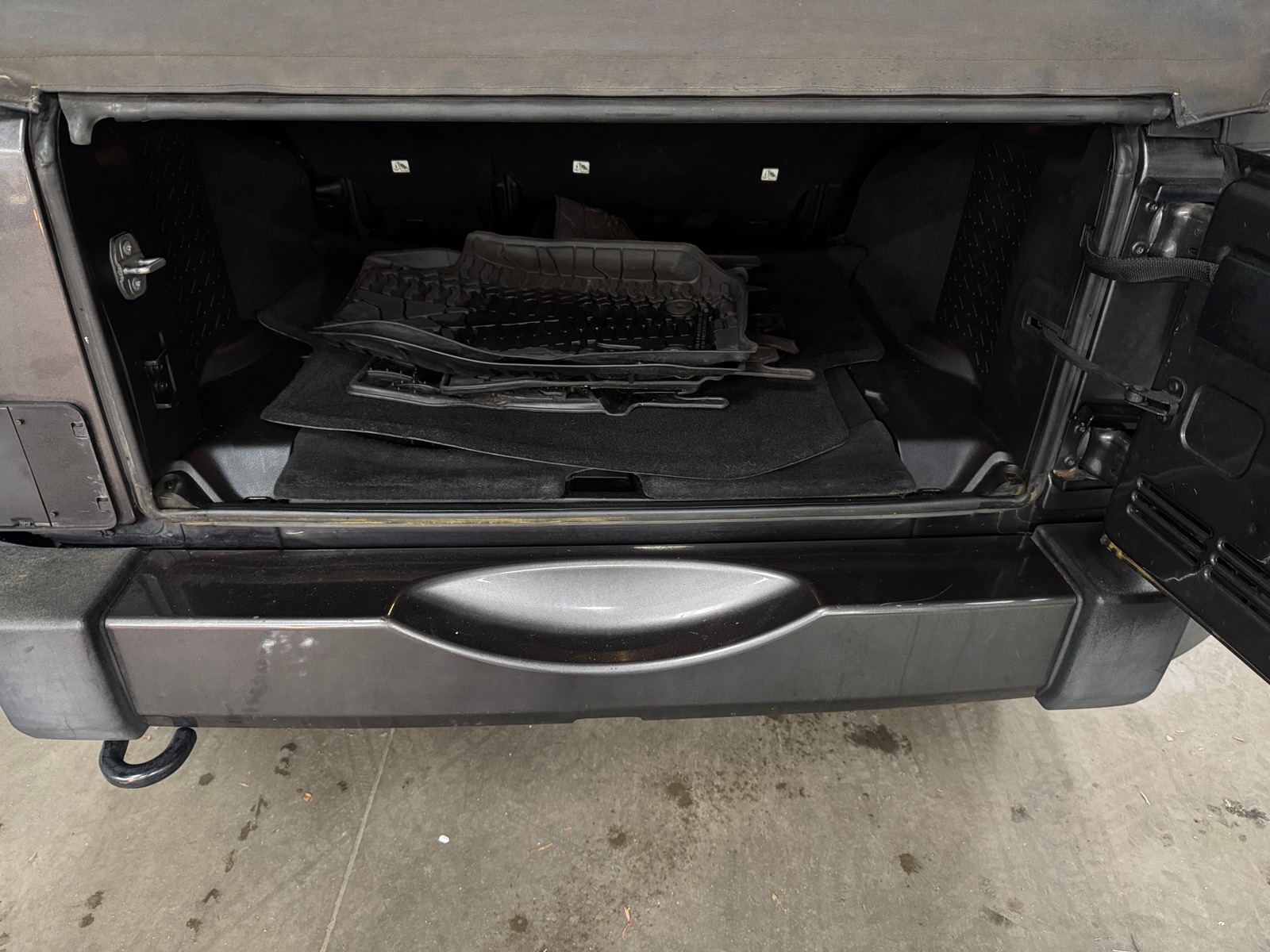 Thumbnail: 2018 Jeep Wrangler - 7