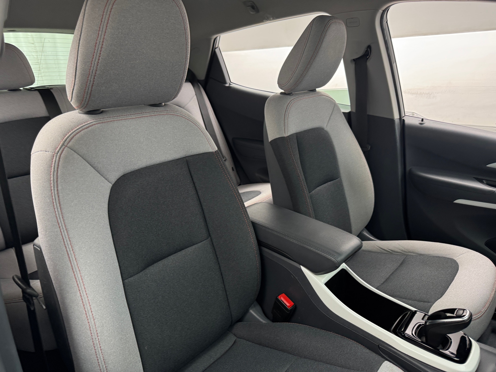 Thumbnail: 2020 Chevrolet Bolt EV - 2