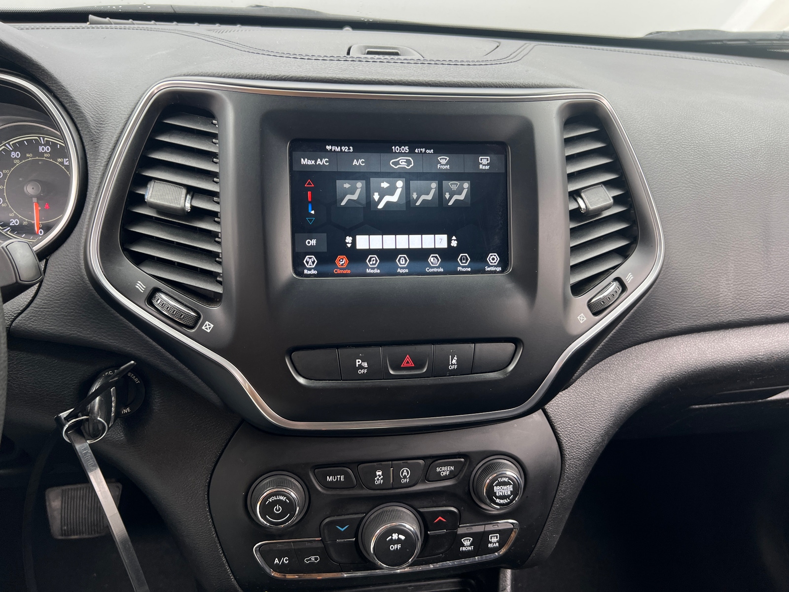 Thumbnail: 2021 Jeep Cherokee - 4