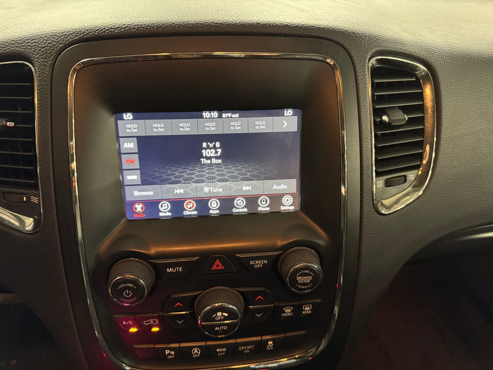 Thumbnail: 2018 Dodge Durango - 3