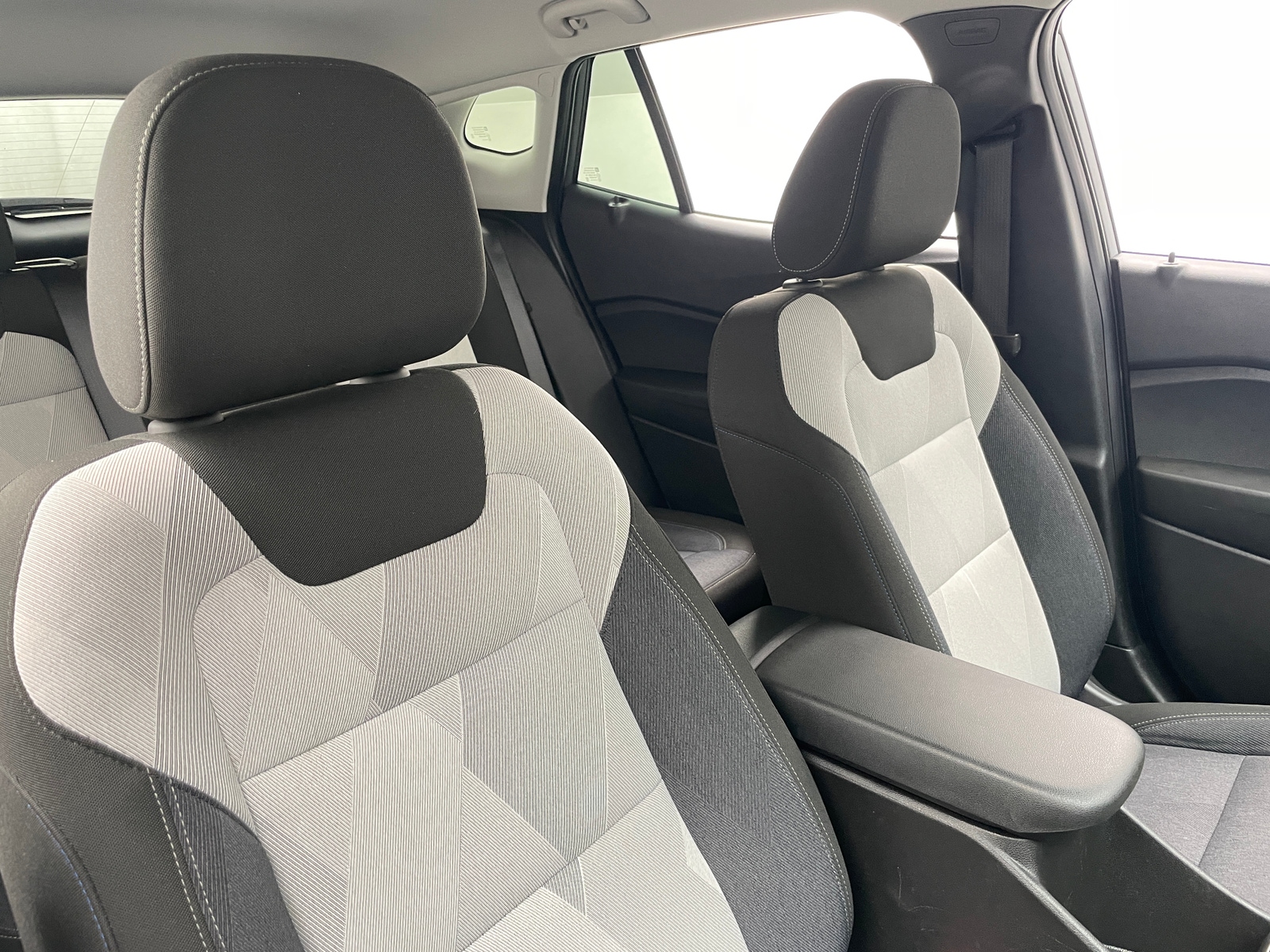 Thumbnail: 2024 Chevrolet Trax - 2