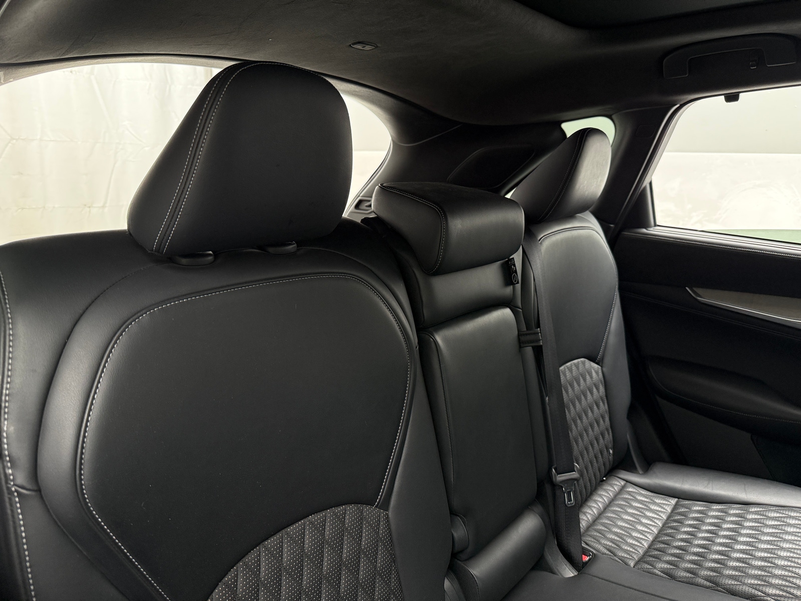 Thumbnail: 2022 INFINITI QX50 - 6