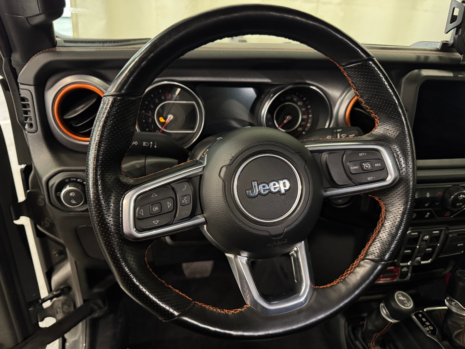 Thumbnail: 2022 Jeep Gladiator - 4