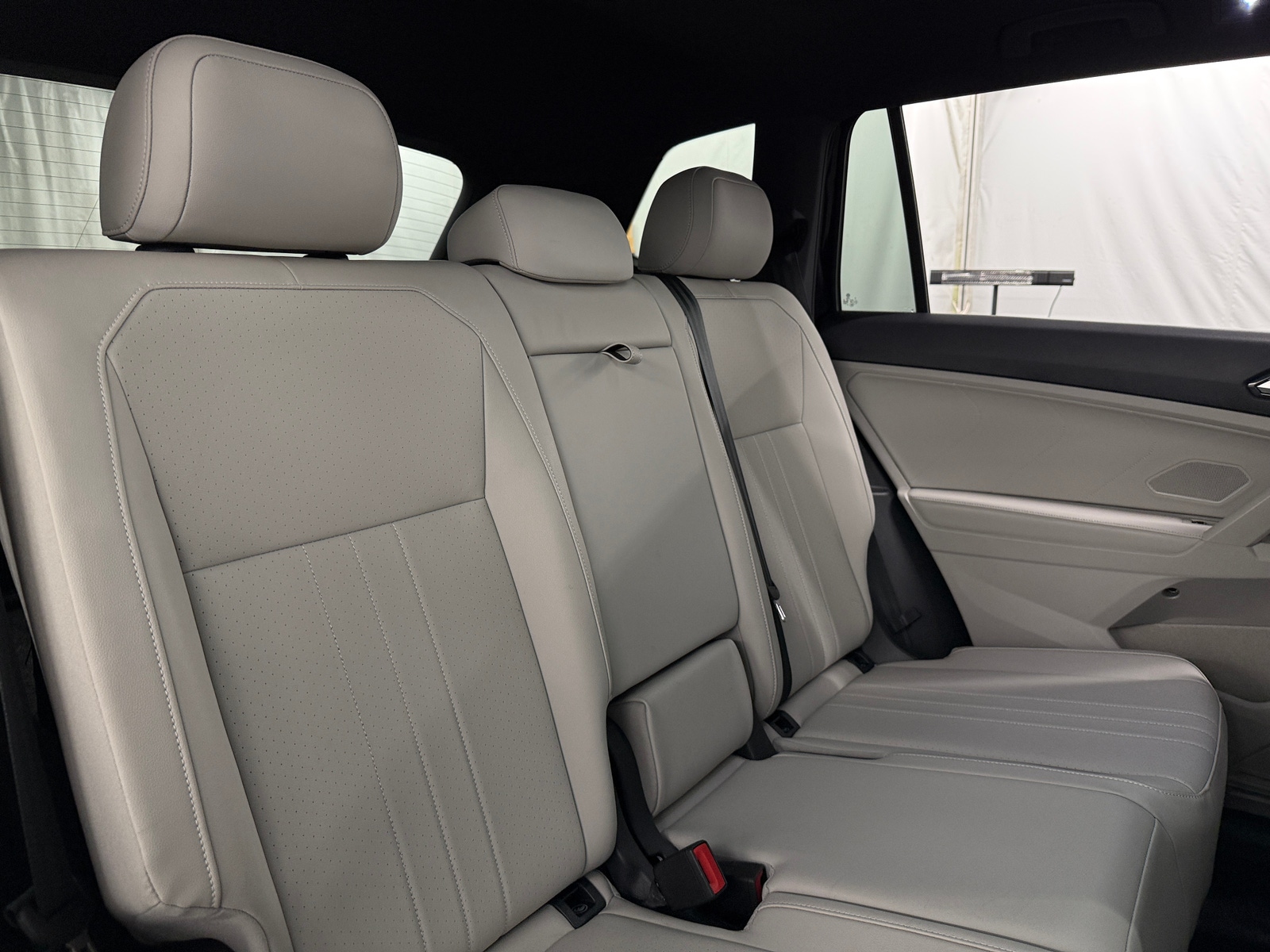 Thumbnail: 2024 Volkswagen Tiguan - 5