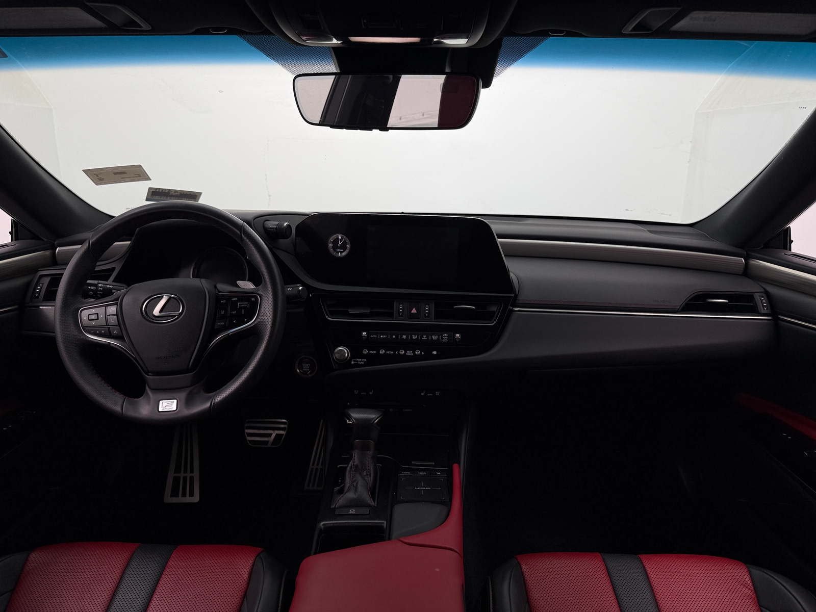 Thumbnail: 2022 Lexus ES - 2