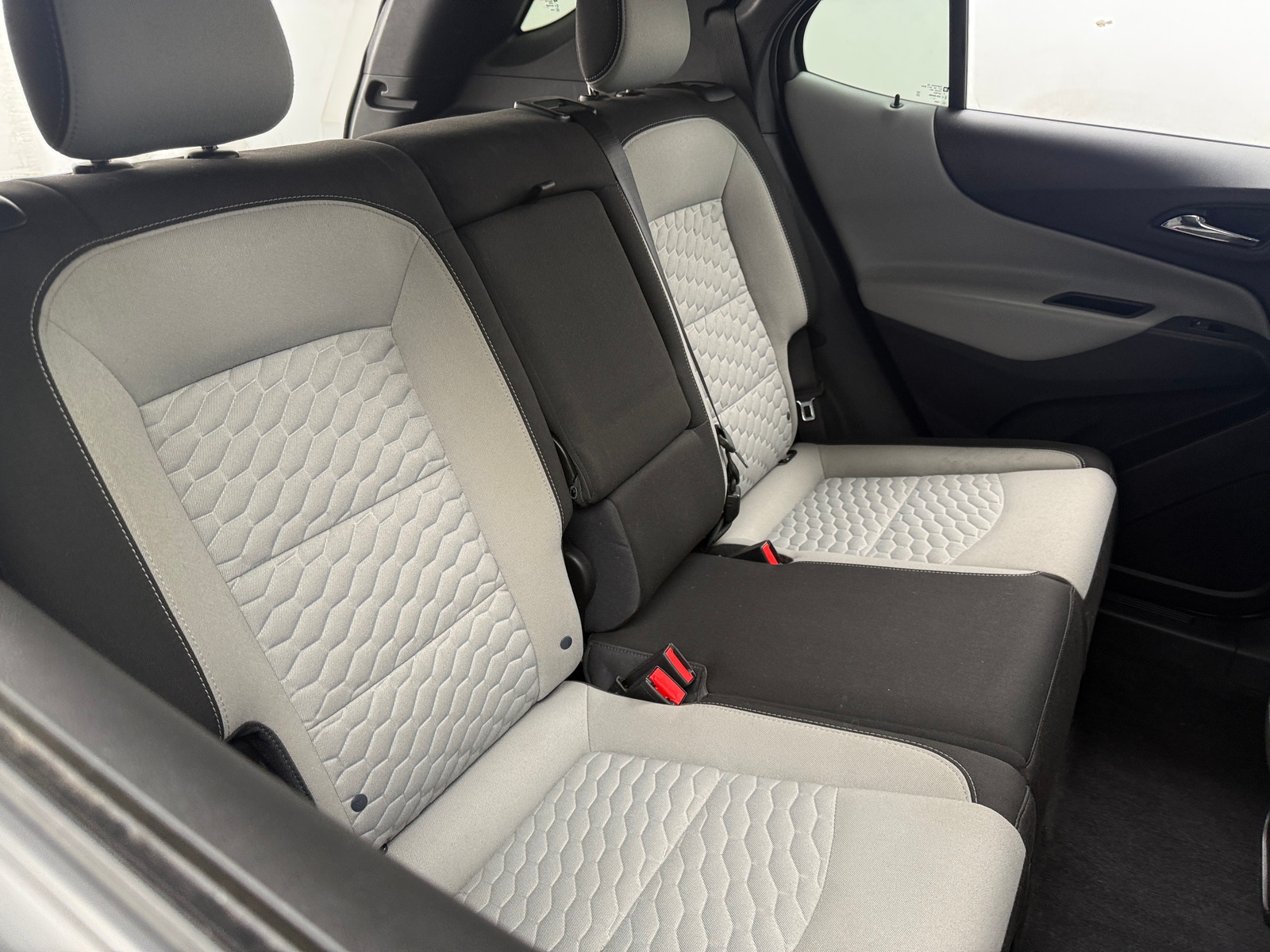 Thumbnail: 2020 Chevrolet Equinox - 6