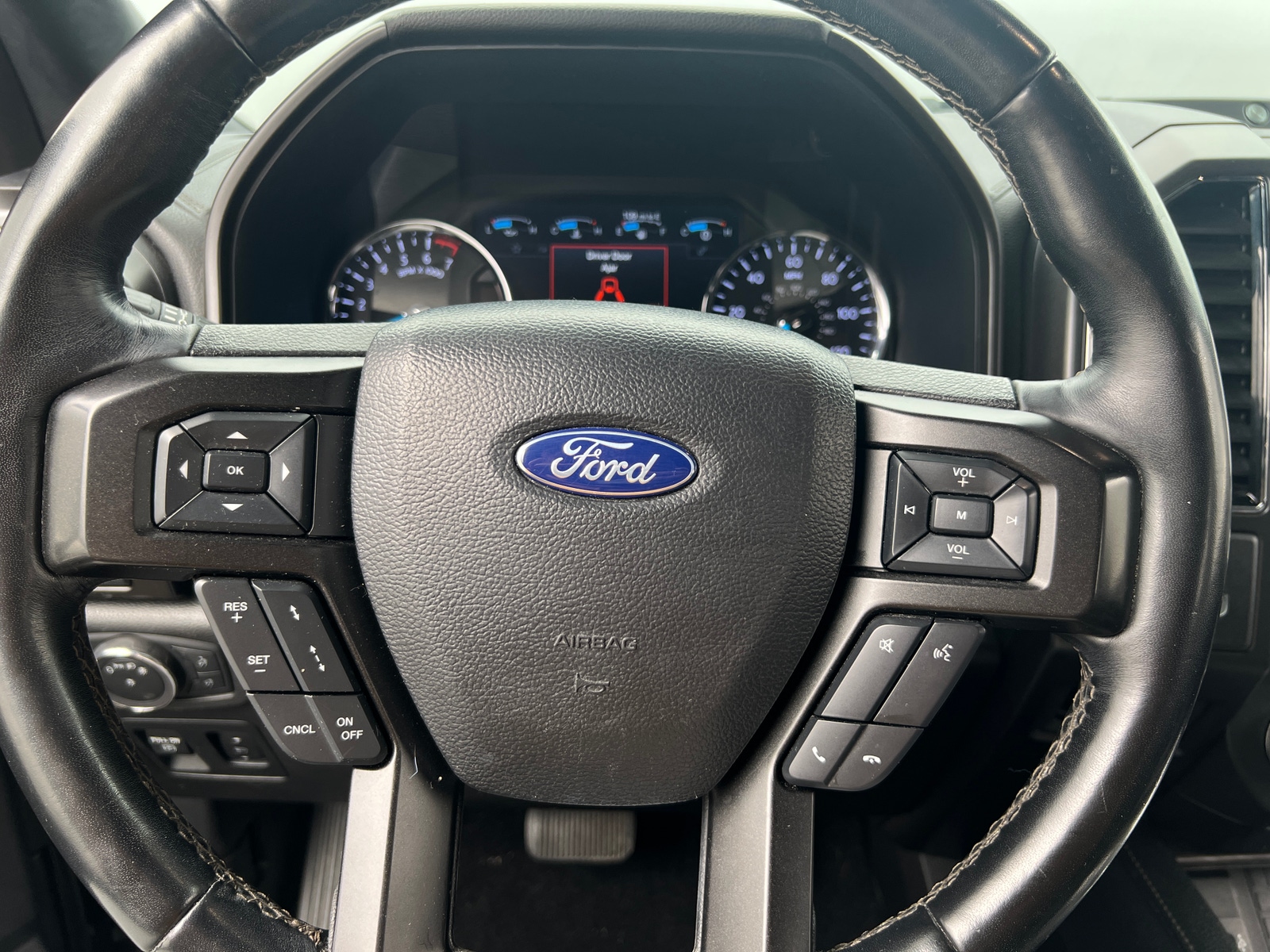 Thumbnail: 2019 Ford Expedition - 4