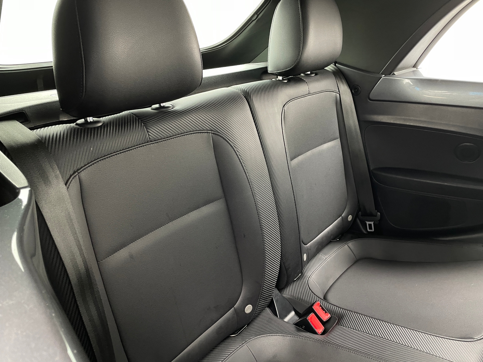 Thumbnail: 2018 Volkswagen Beetle - 5