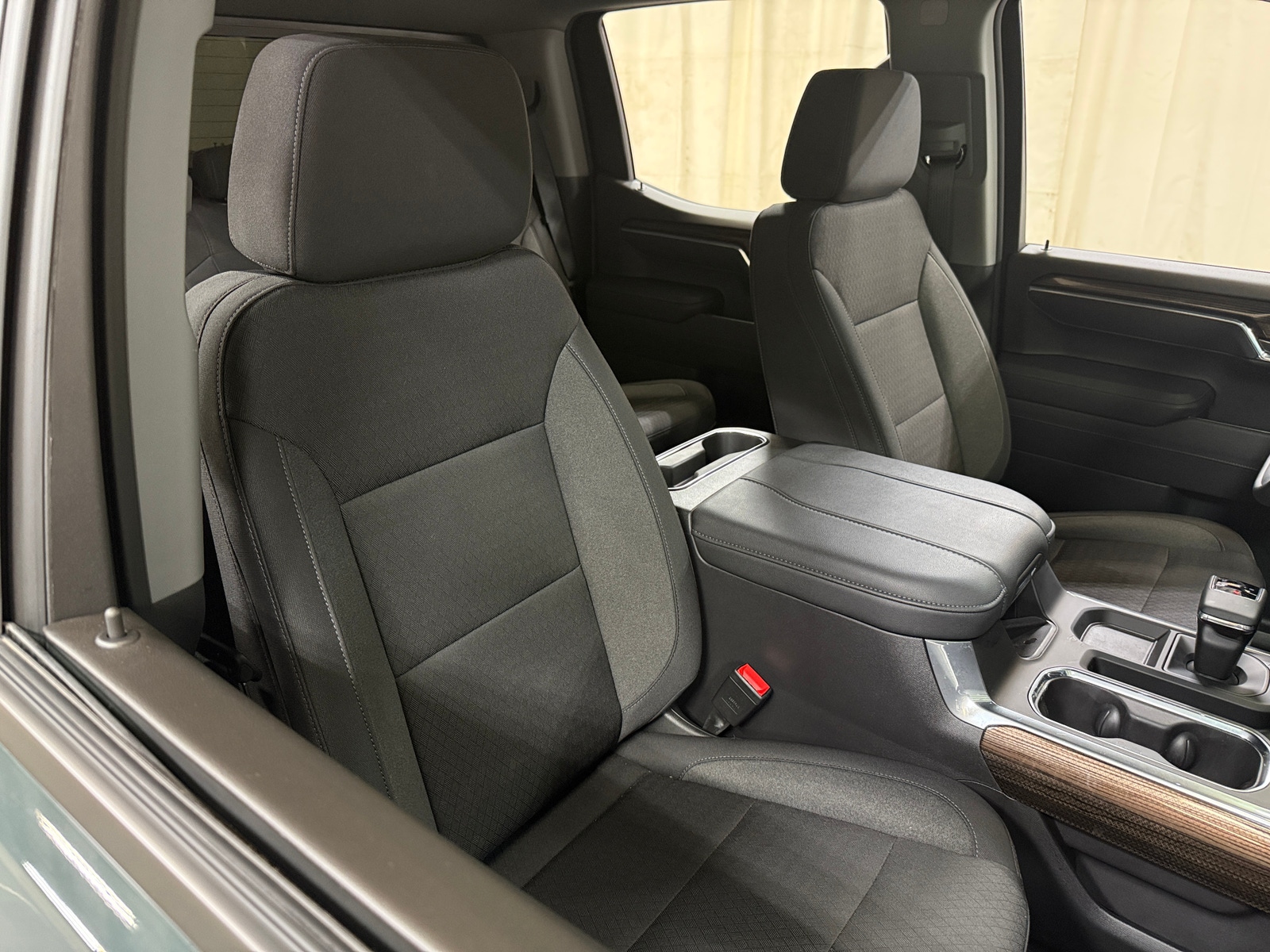 Thumbnail: 2026 Chevrolet Silverado 1500 - 2