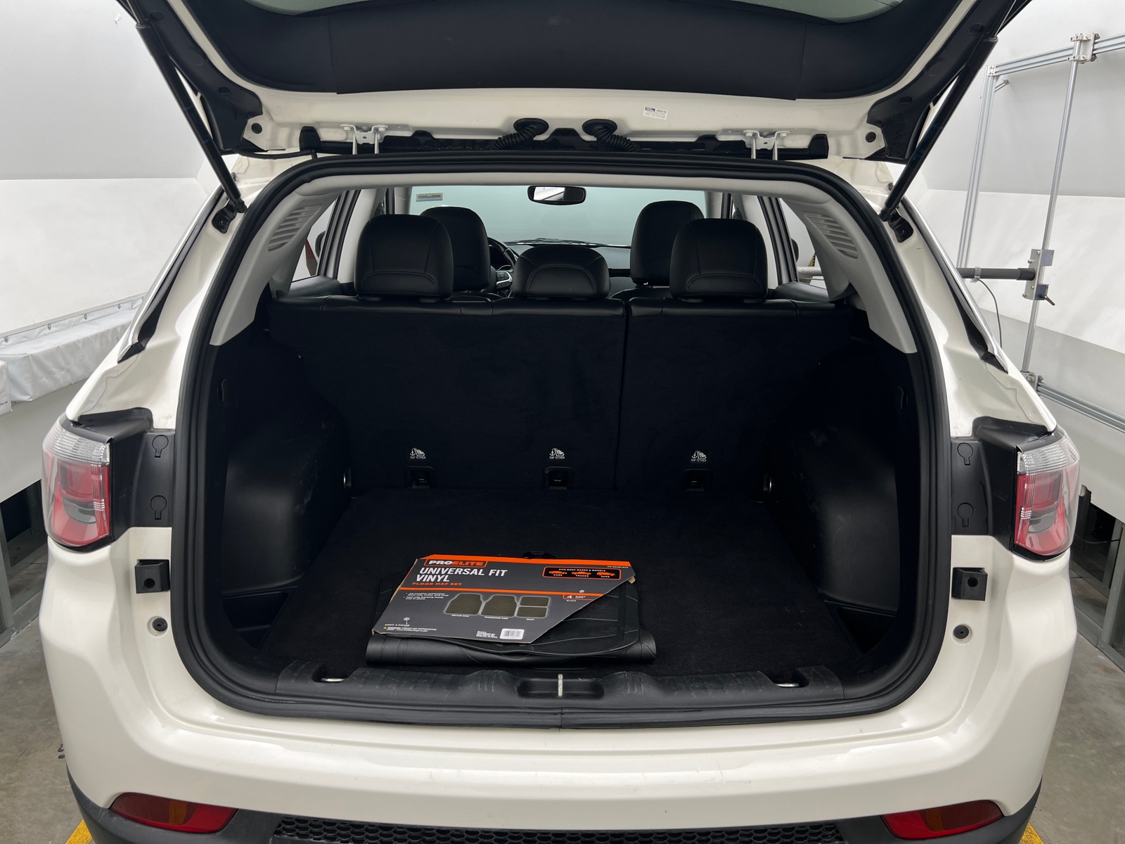 Thumbnail: 2019 Jeep Compass - 7