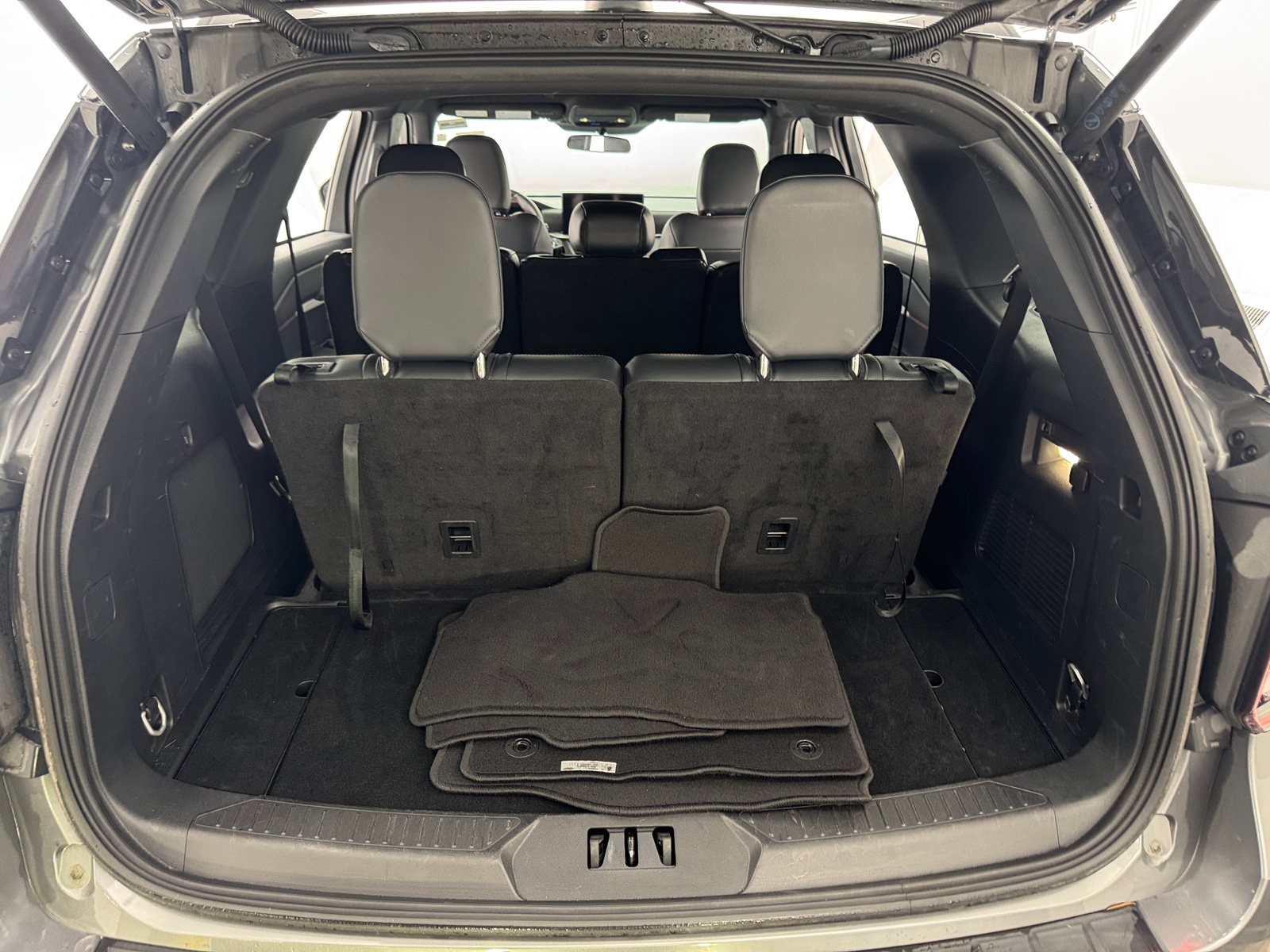 Thumbnail: 2025 Ford Explorer - 6