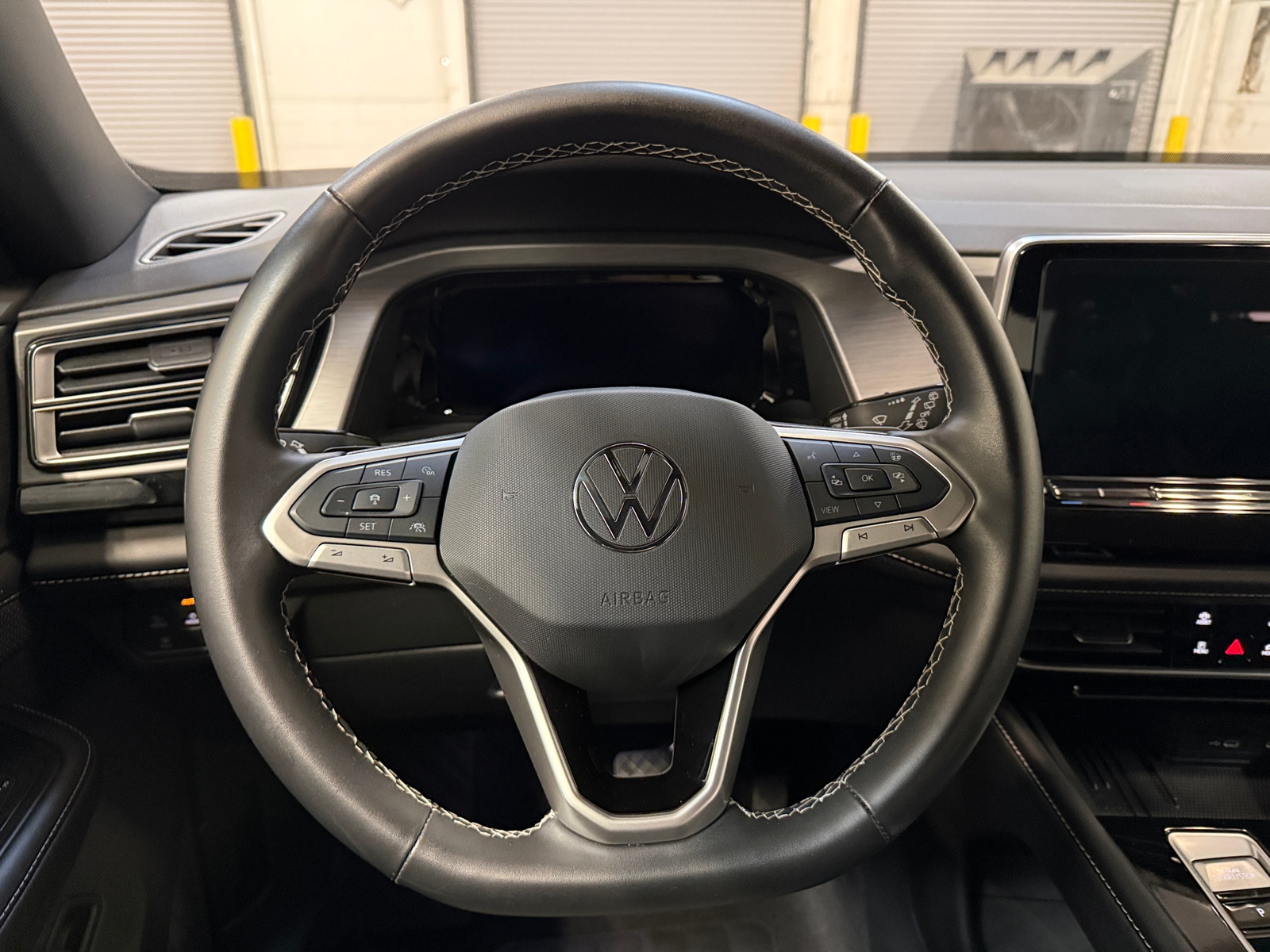 Thumbnail: 2025 Volkswagen Atlas - 4